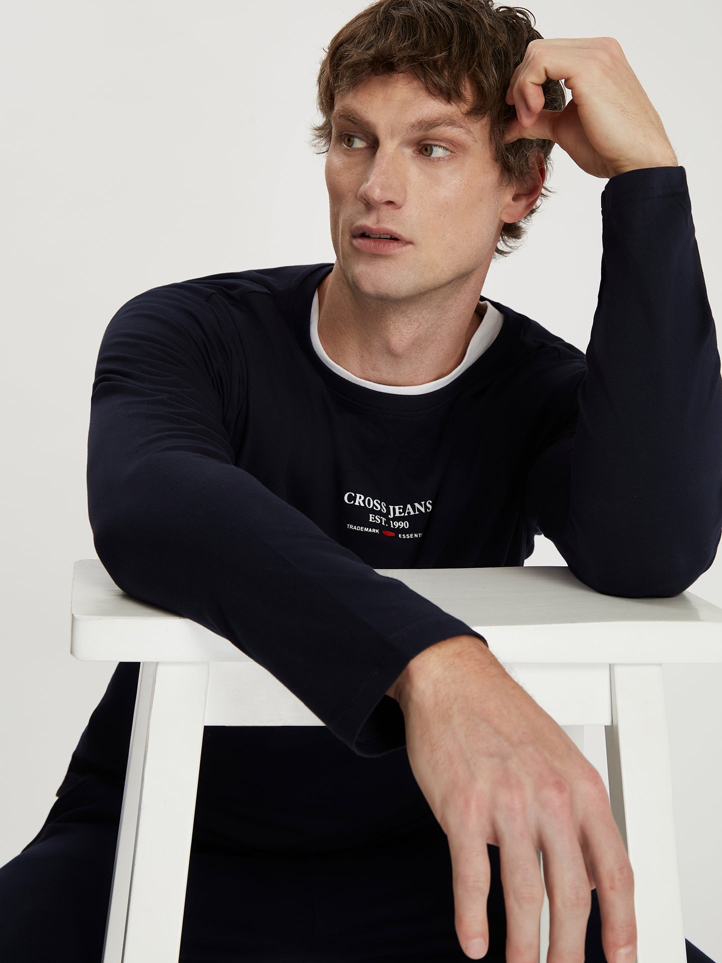Herren Regular Longsleeve in navy