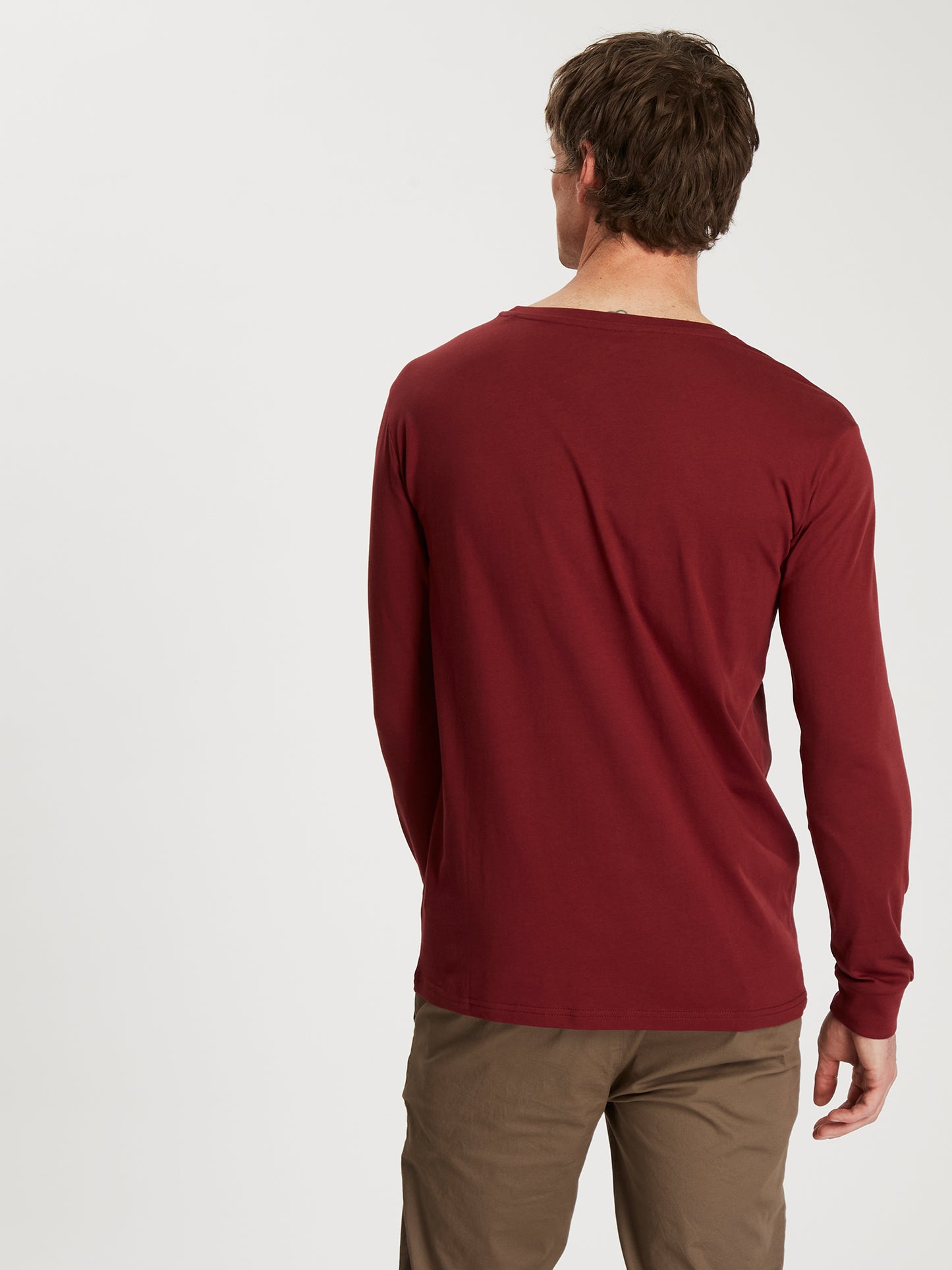 Herren Regular Longsleeve in dunkelrot