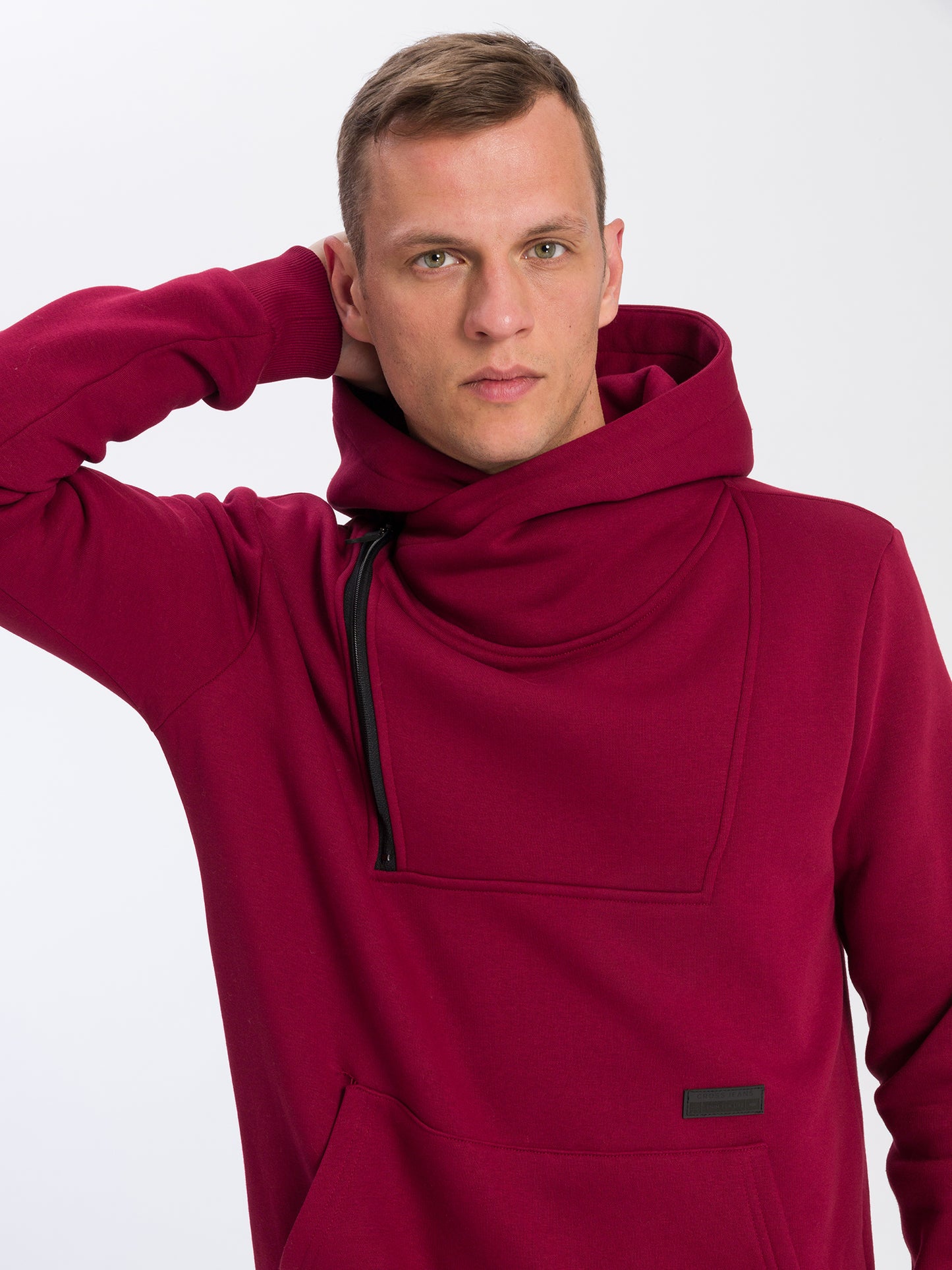 Herren Regular Hoodie mit Kängurutasche und Reißverschluß rot