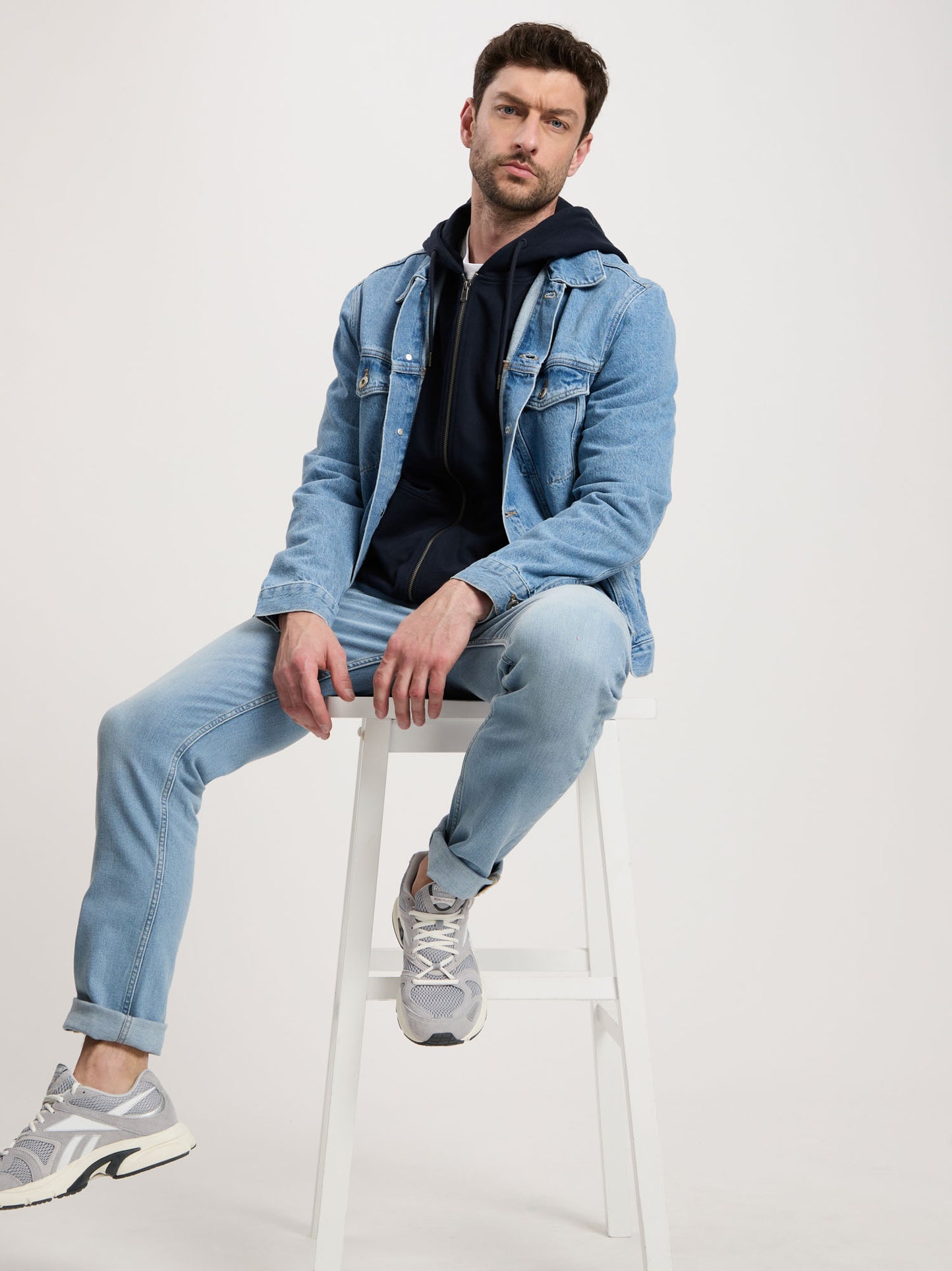 REGULAR FIT  SWEATSHIRTJACKE