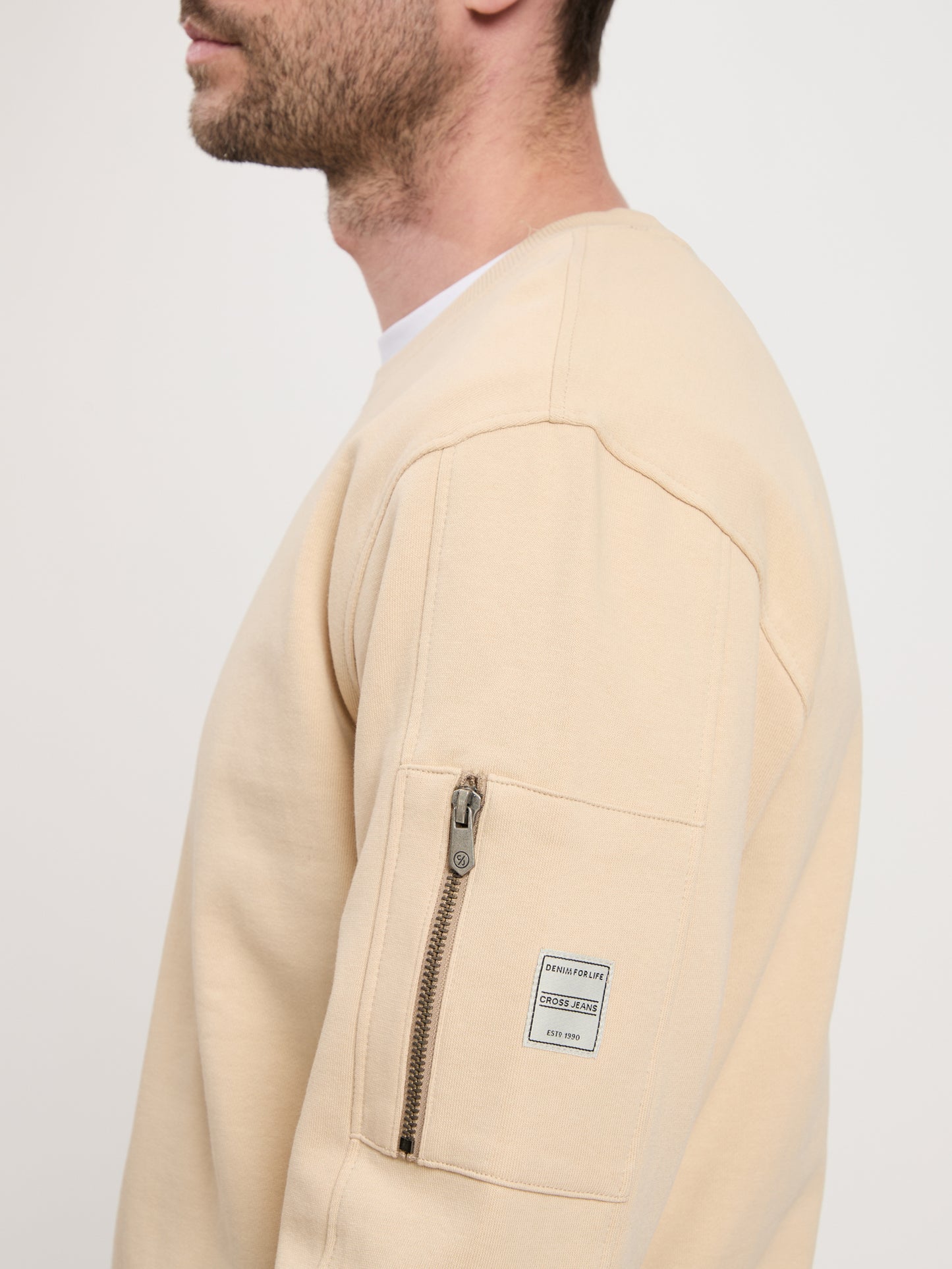REGULAR FIT SWEATSHIRT