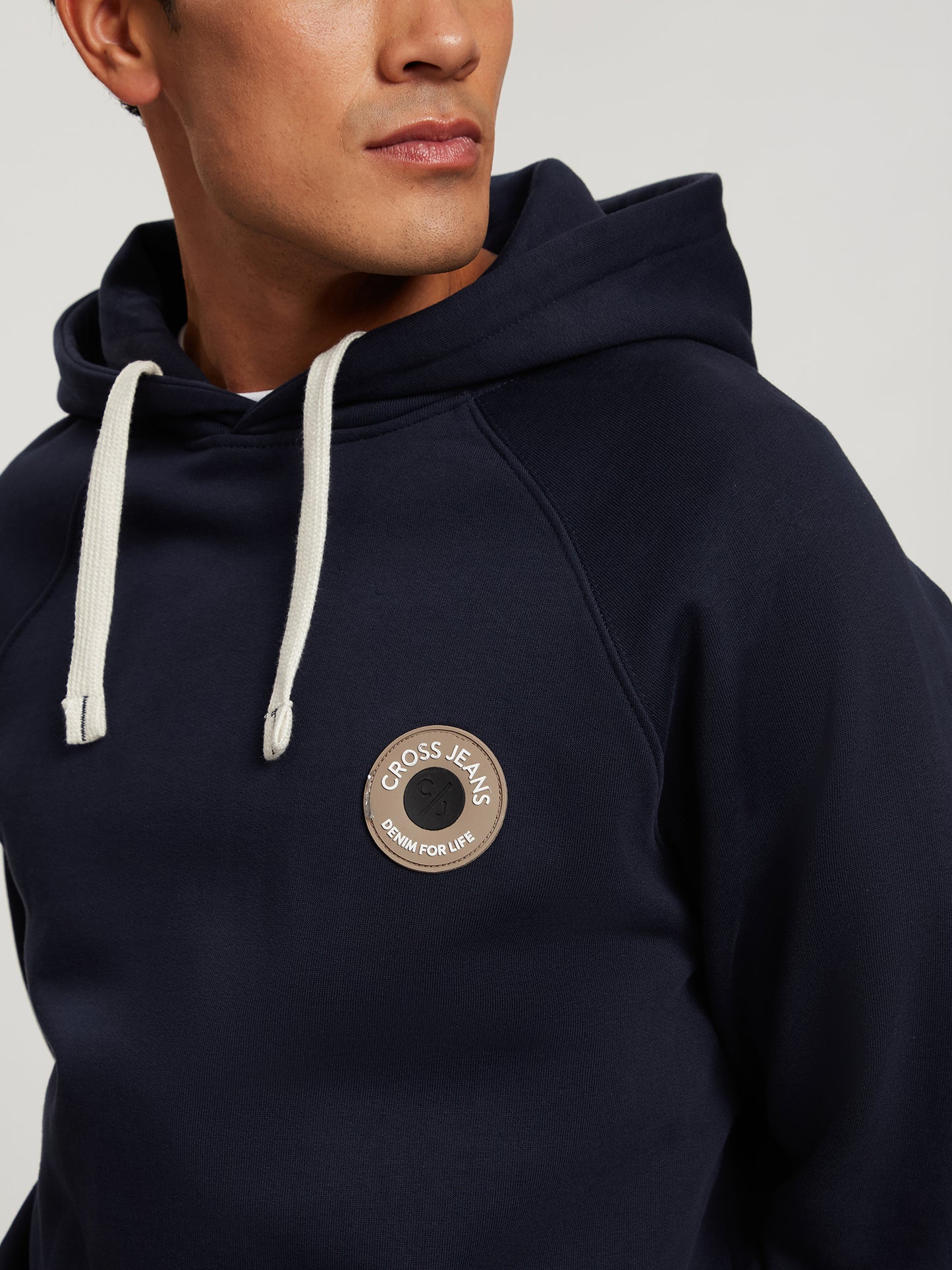 Men's Regular Hoodie with Hood, Raglan Sleeves and Label Patch Blue