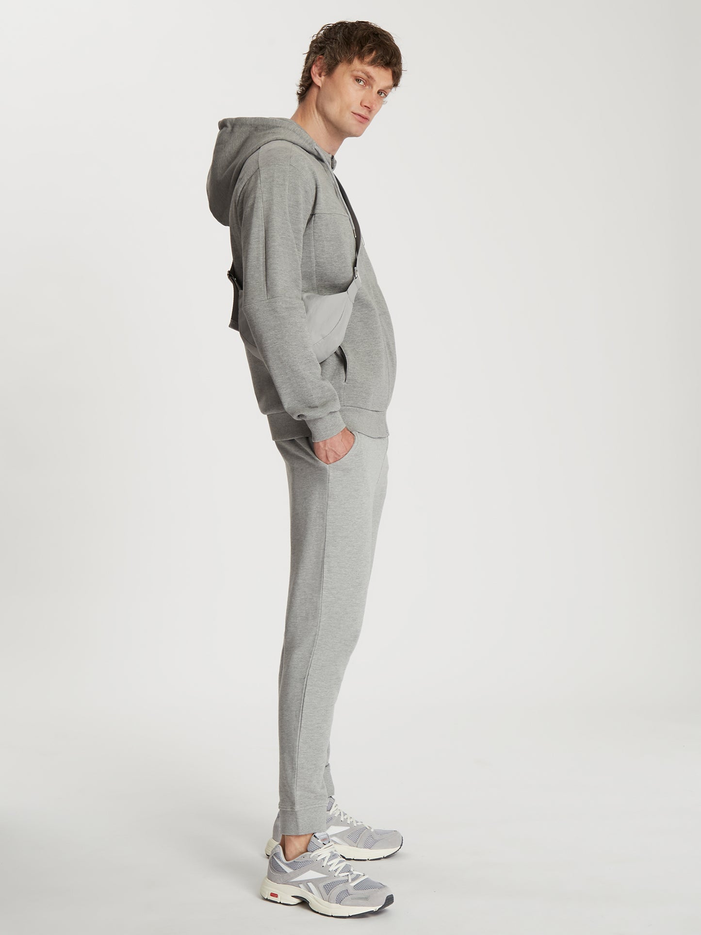 Herren Regular Hoody in grau meliert
