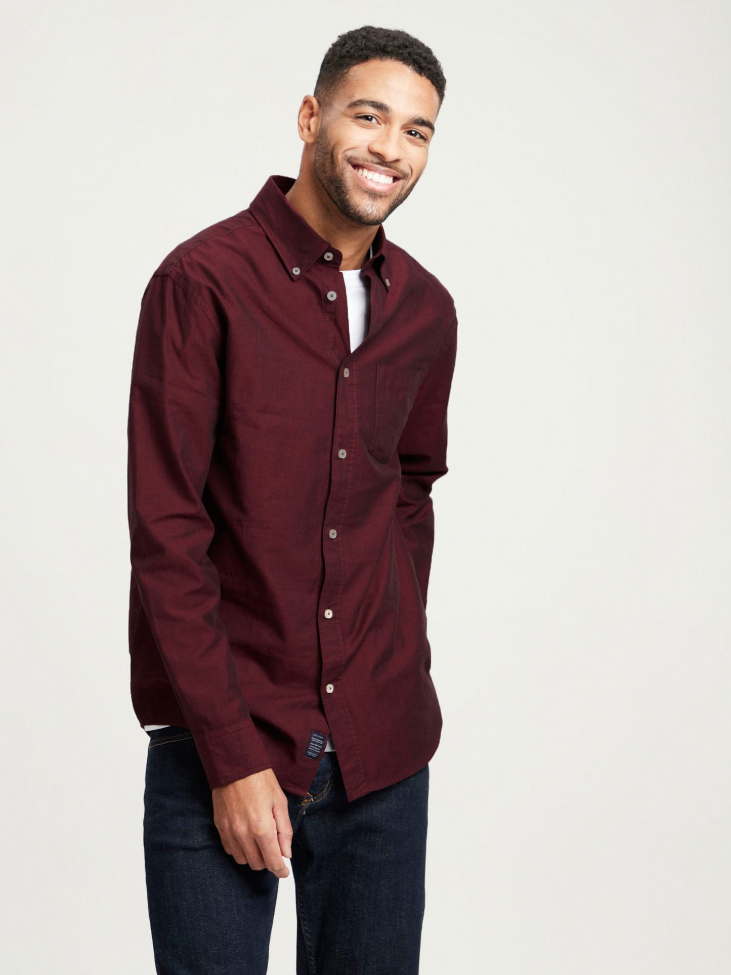 Men's regular long-sleeved shirt wine red