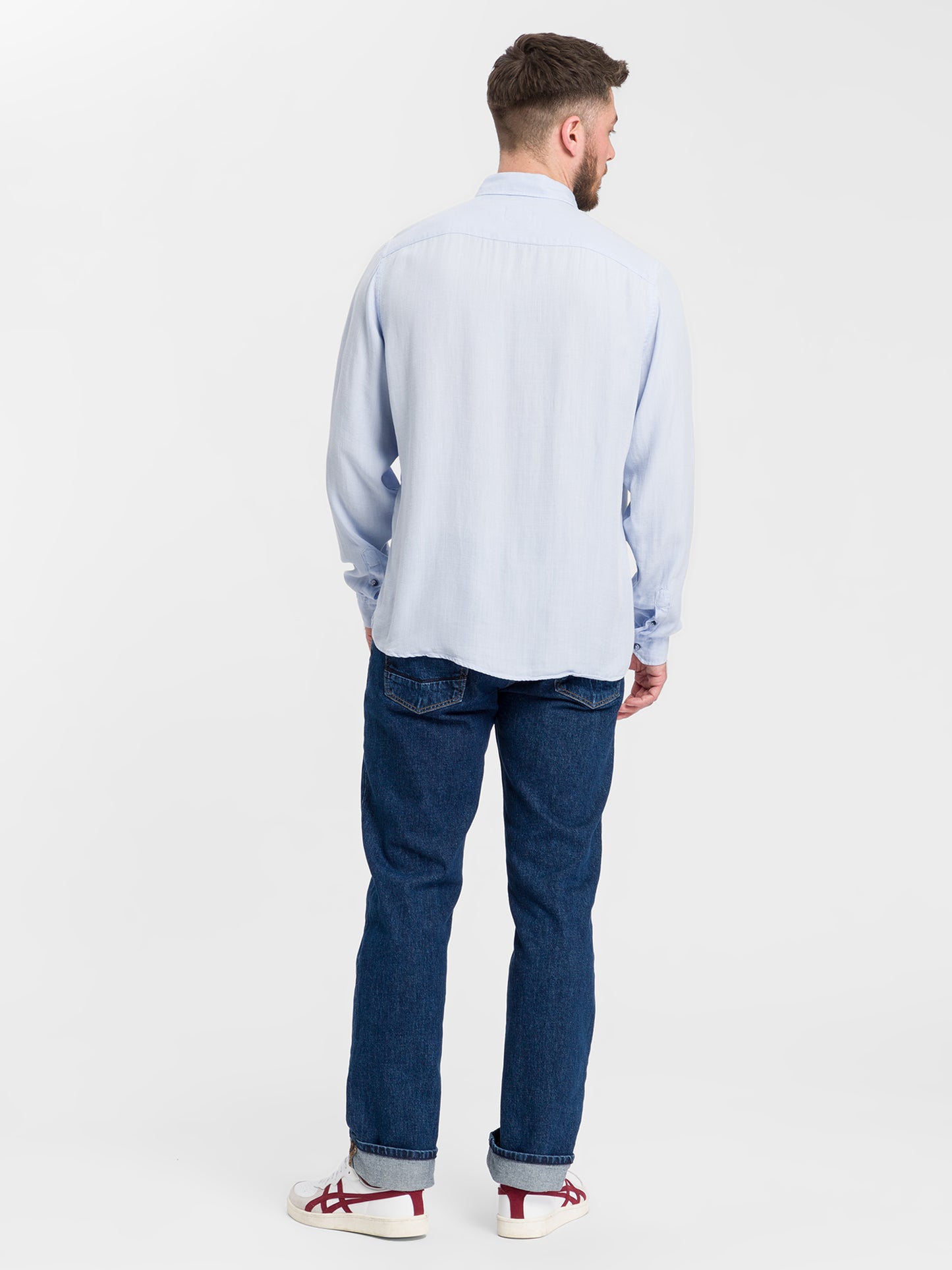 Men's regular long-sleeved shirt light blue with a patterned collar