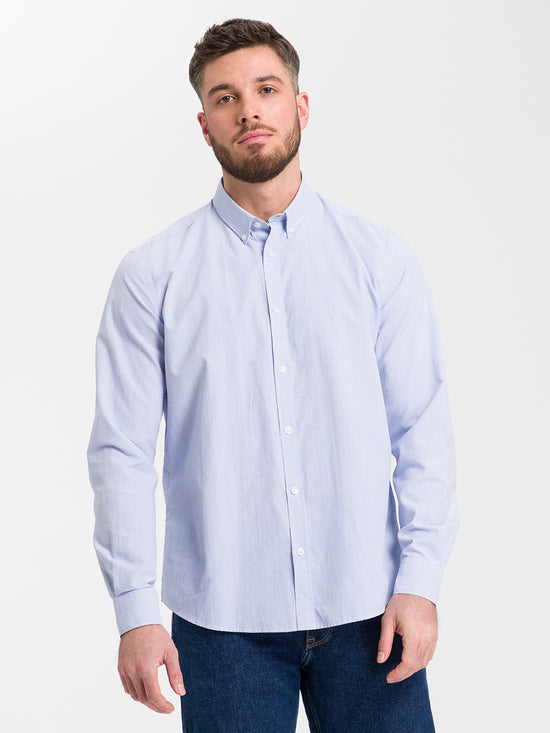 Men's regular long-sleeved shirt light blue