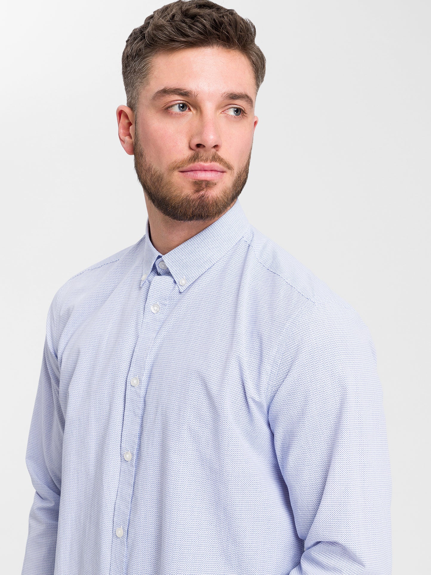 Men's regular long-sleeved shirt light blue