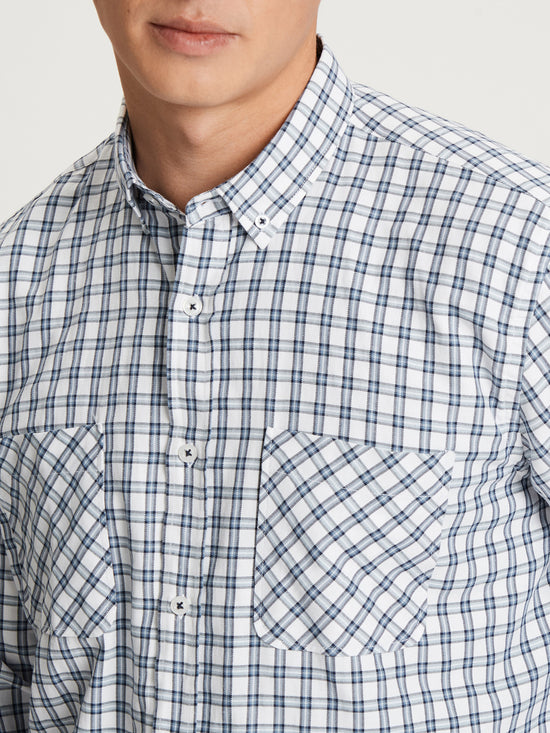 Men's regular long-sleeved shirt checked blue.