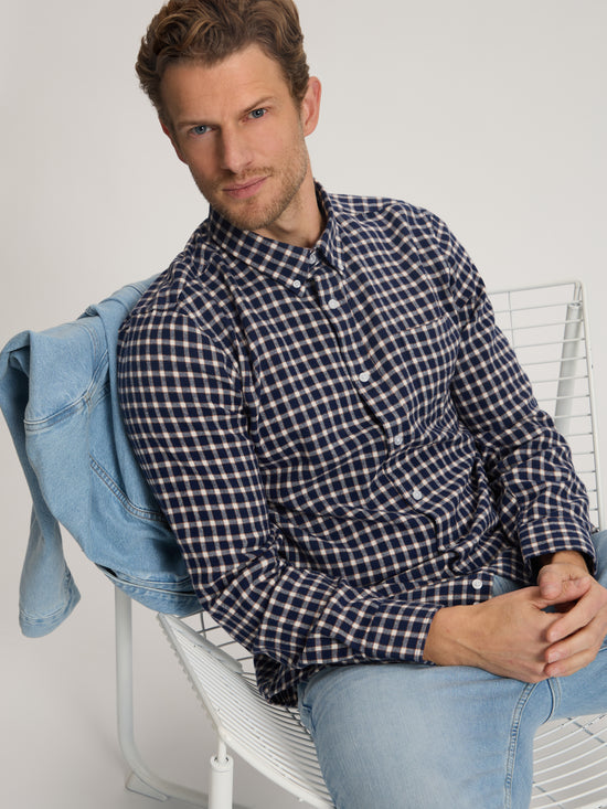 Herren Regular Langarmhemd marineblau kariert