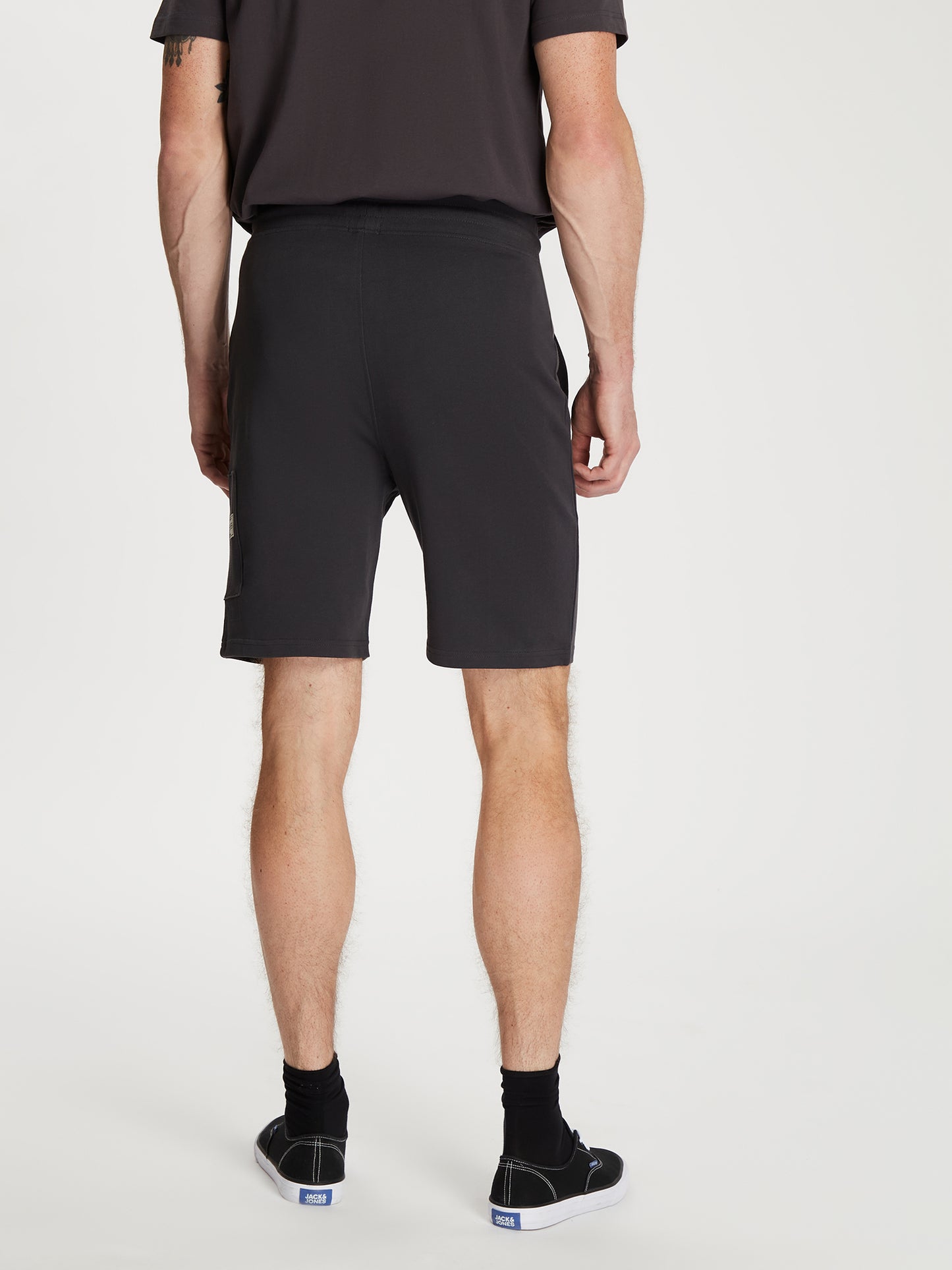 Herren Regular Short In Anthracite