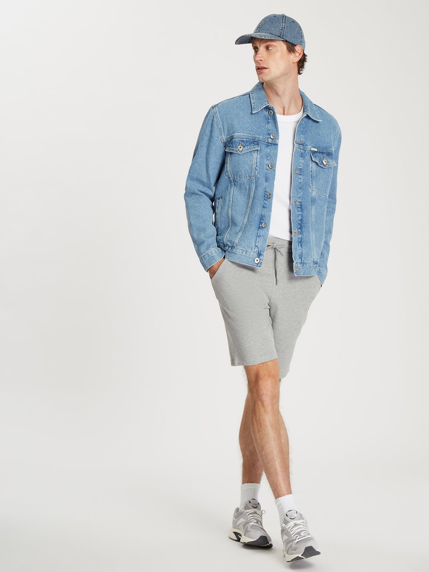 Herren Regular Shorts in grau meliert