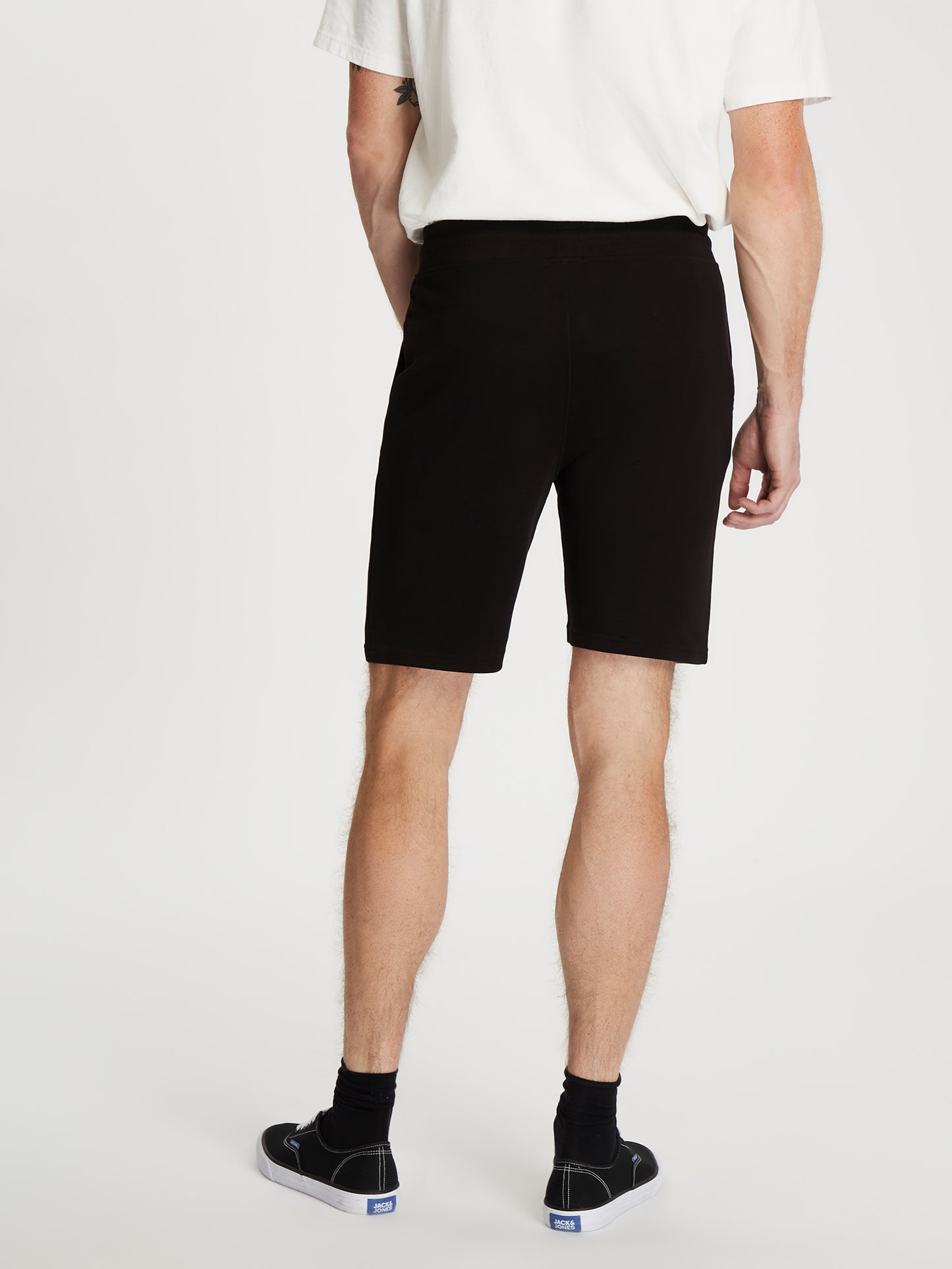 Herren Regular Shorts in schwarz