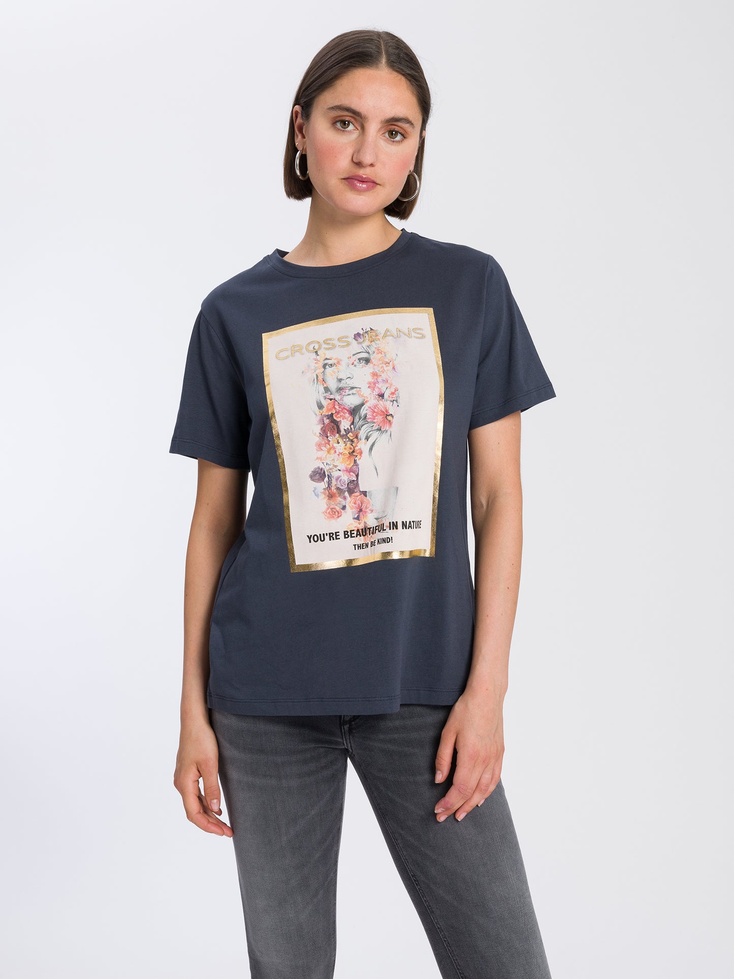 Women's regular t-shirt with floral print grey