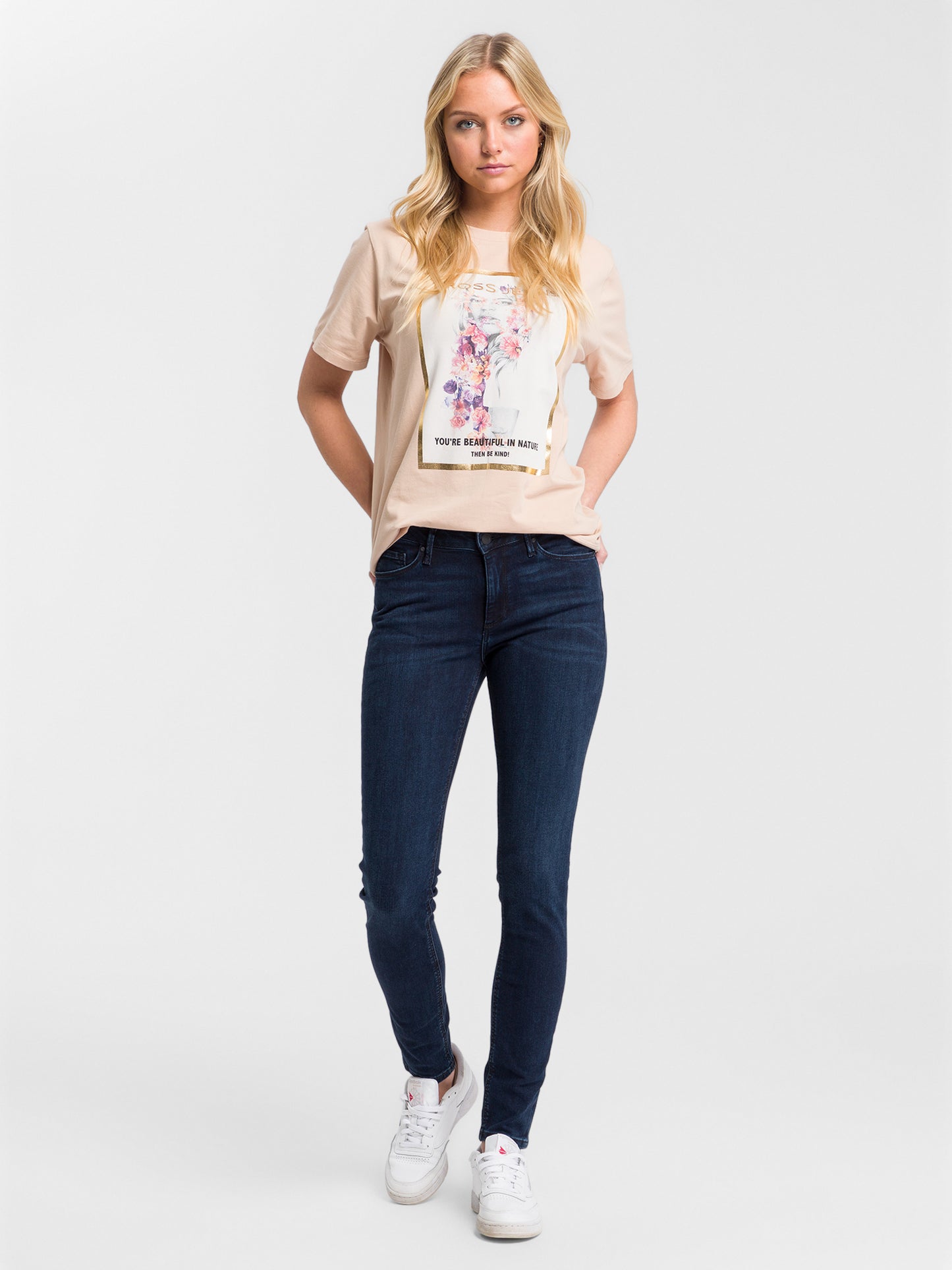 Women's regular t-shirt with floral print rose