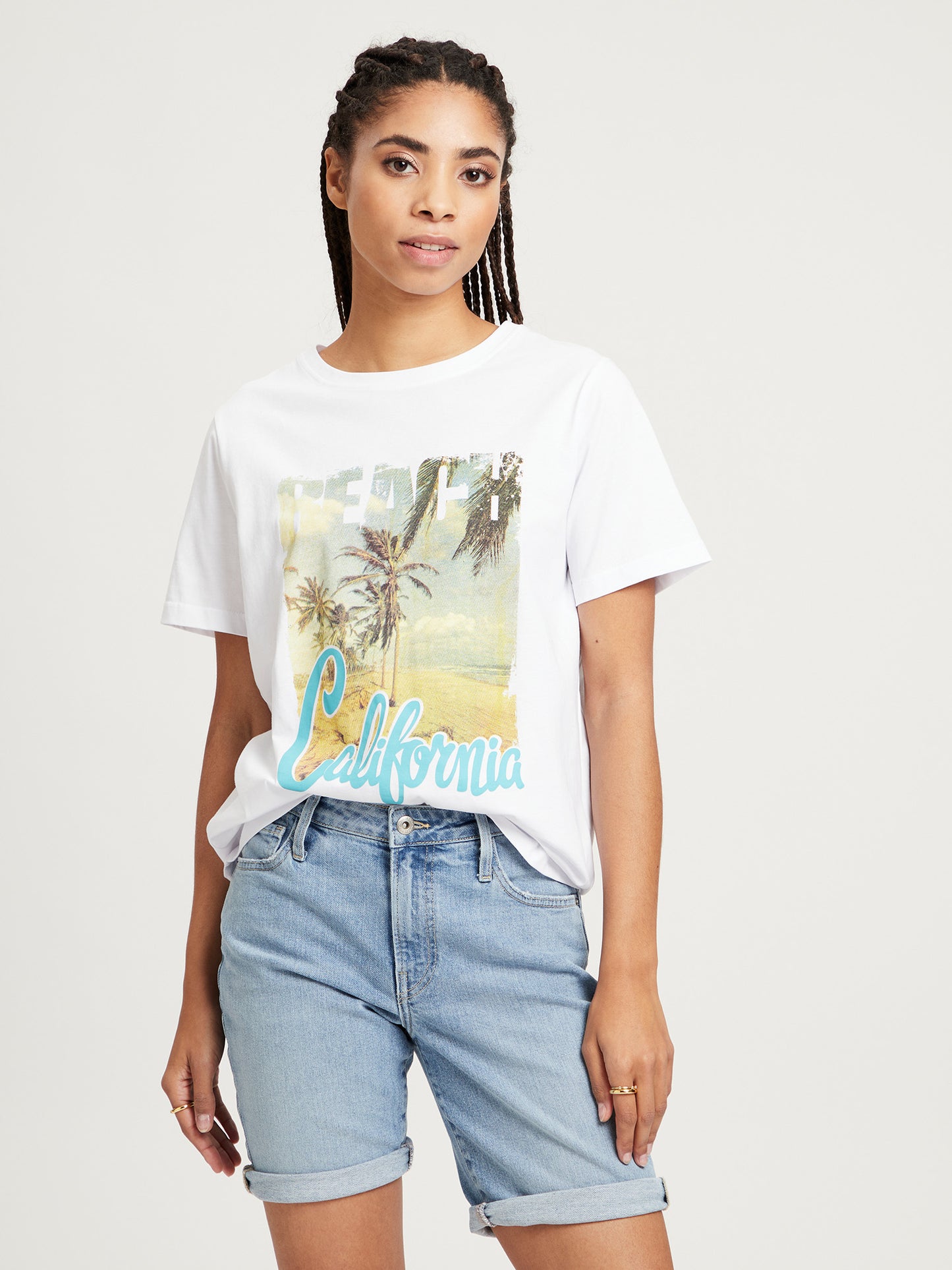 Women's regular T-shirt with front print in white.