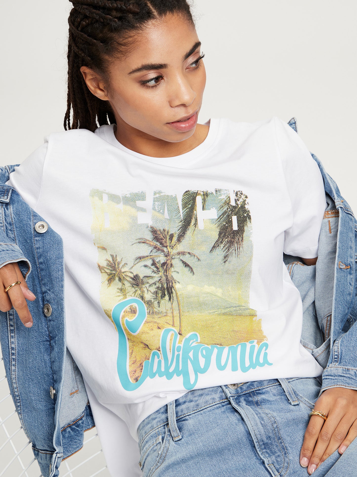 Women's regular T-shirt with front print in white.