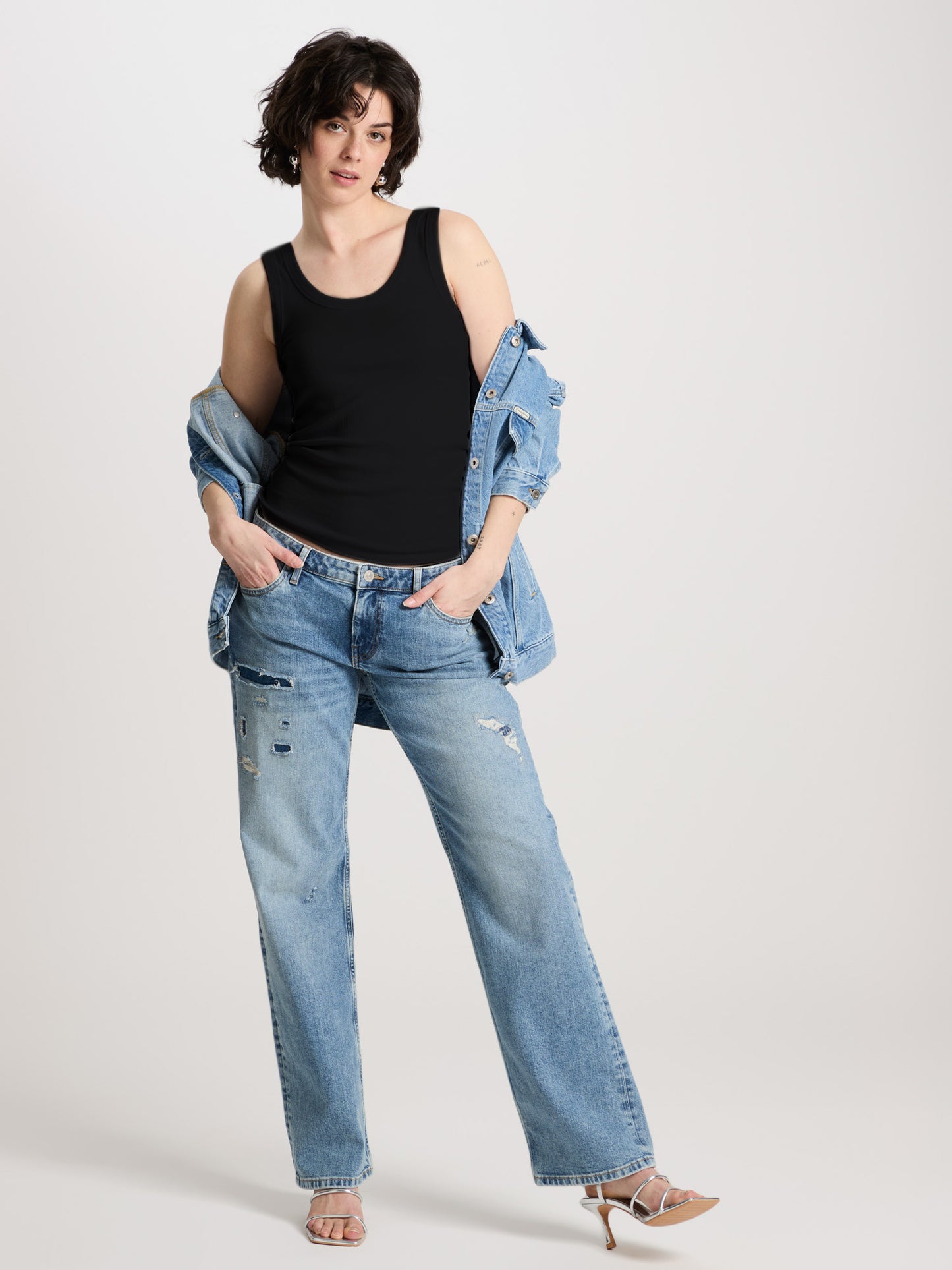 Damen Slim Tanktop schwarz.