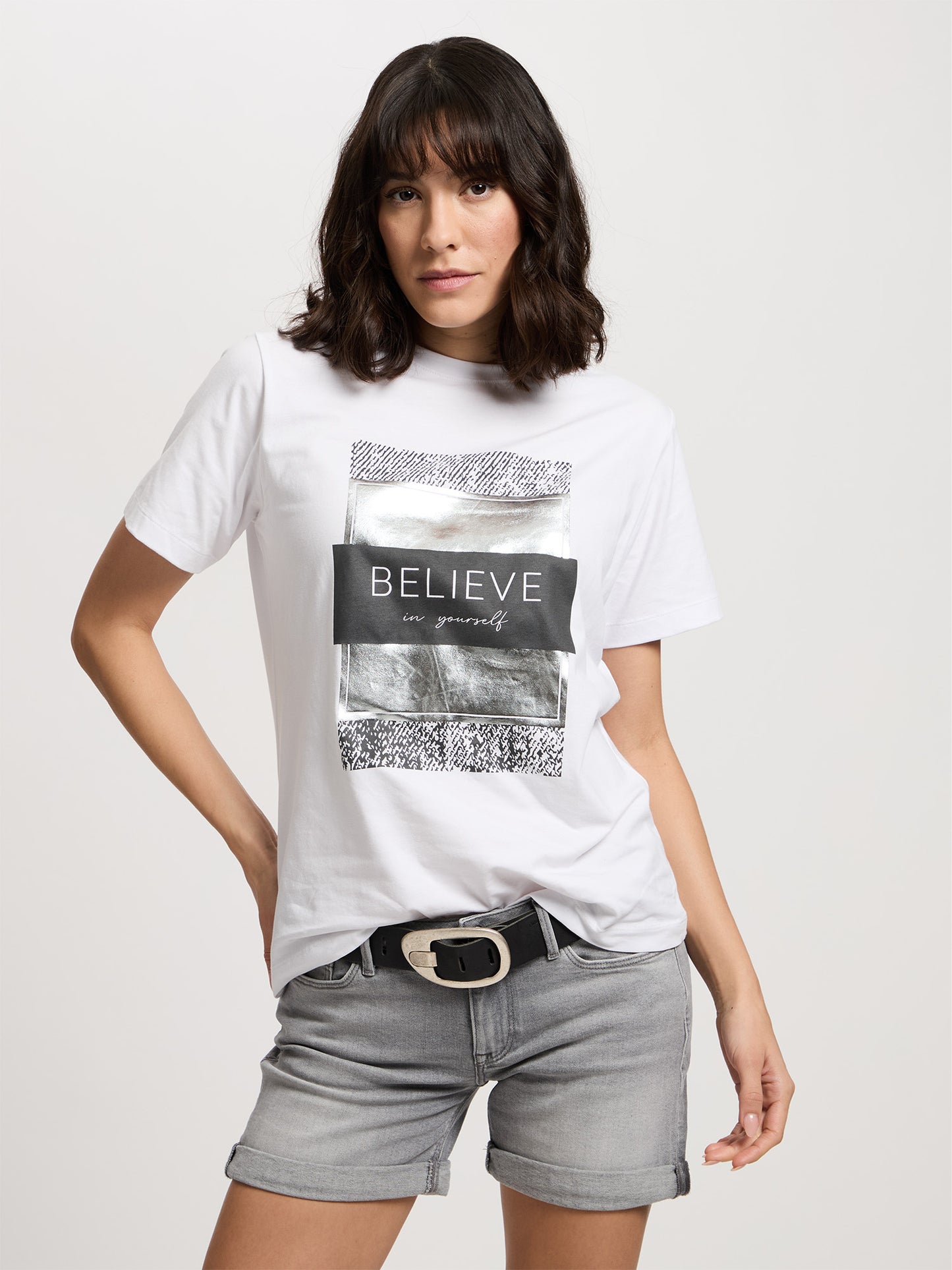 Damen Regular T-Shirt in weiß