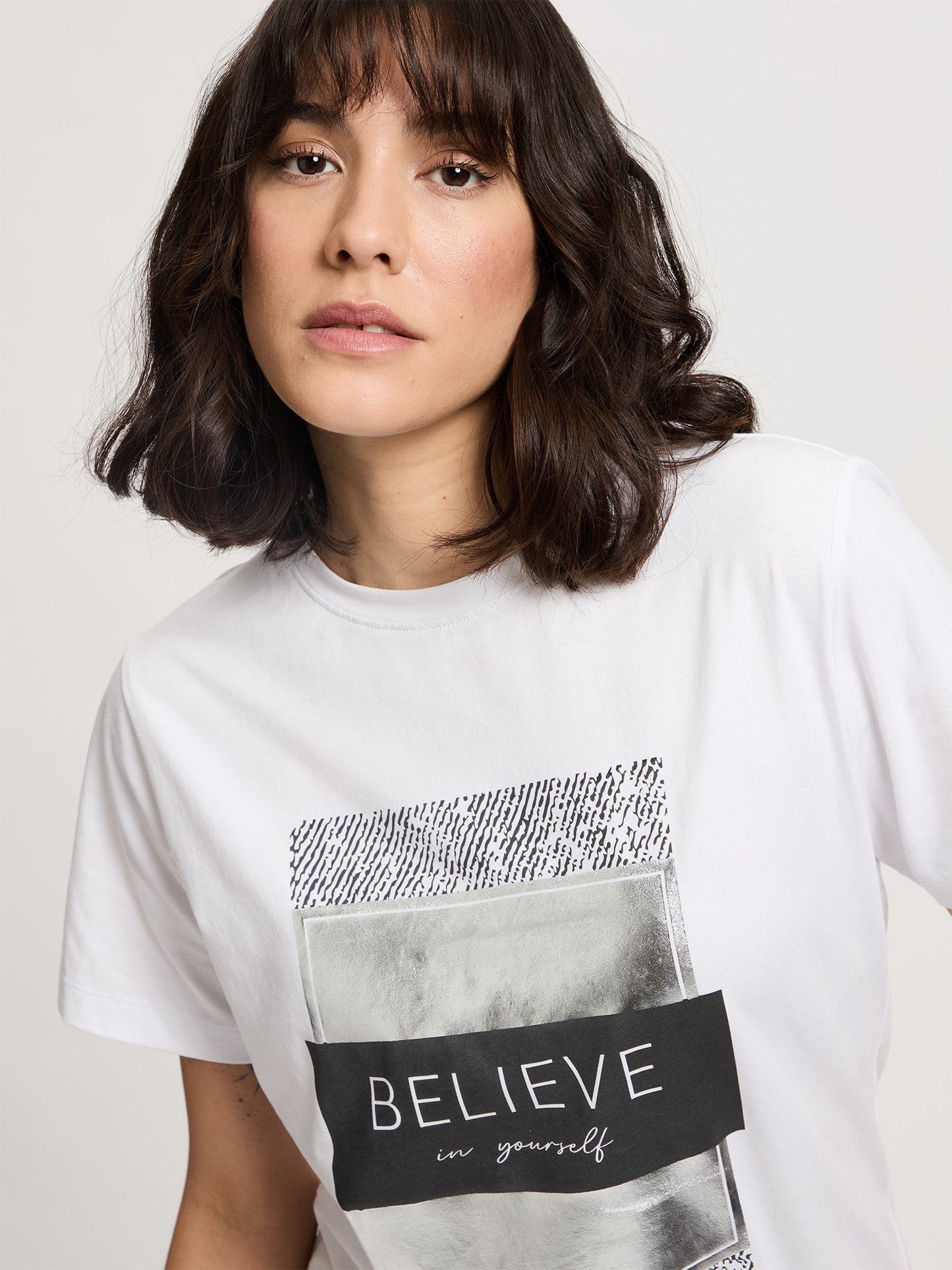 Damen Regular T-Shirt in weiß