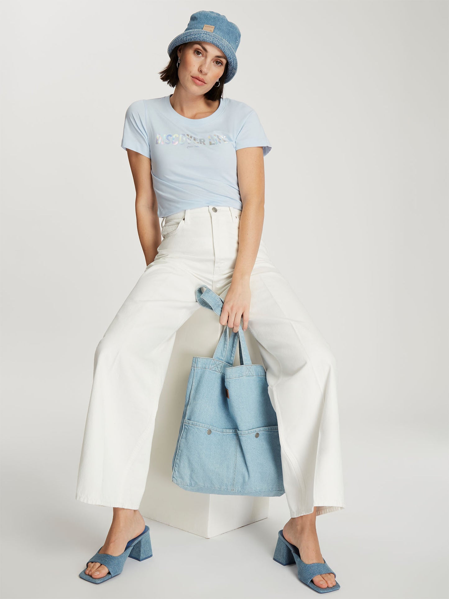 Damen Regular T-Shirt in hellblau