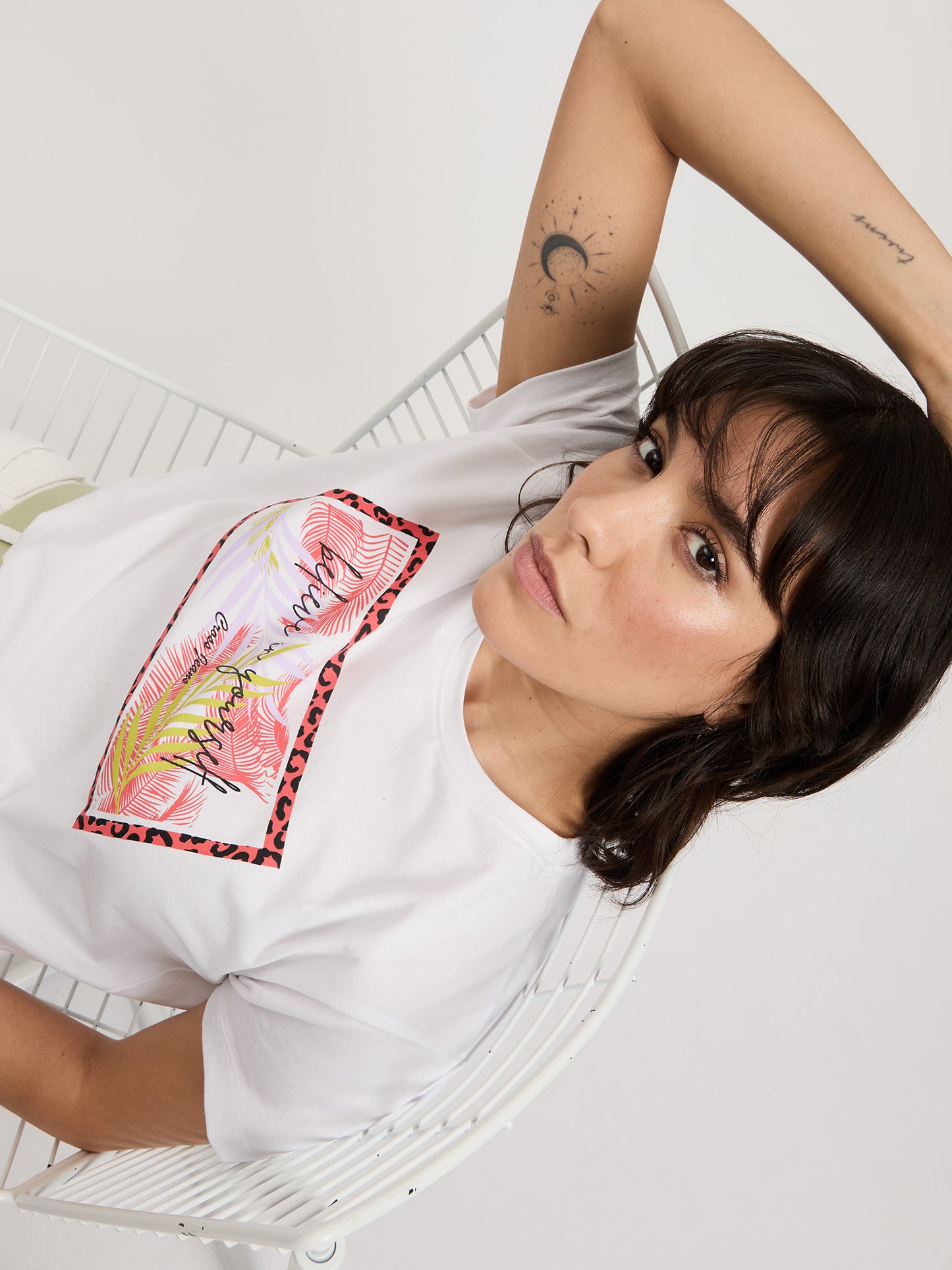 Damen Regular T-Shirt in weiß