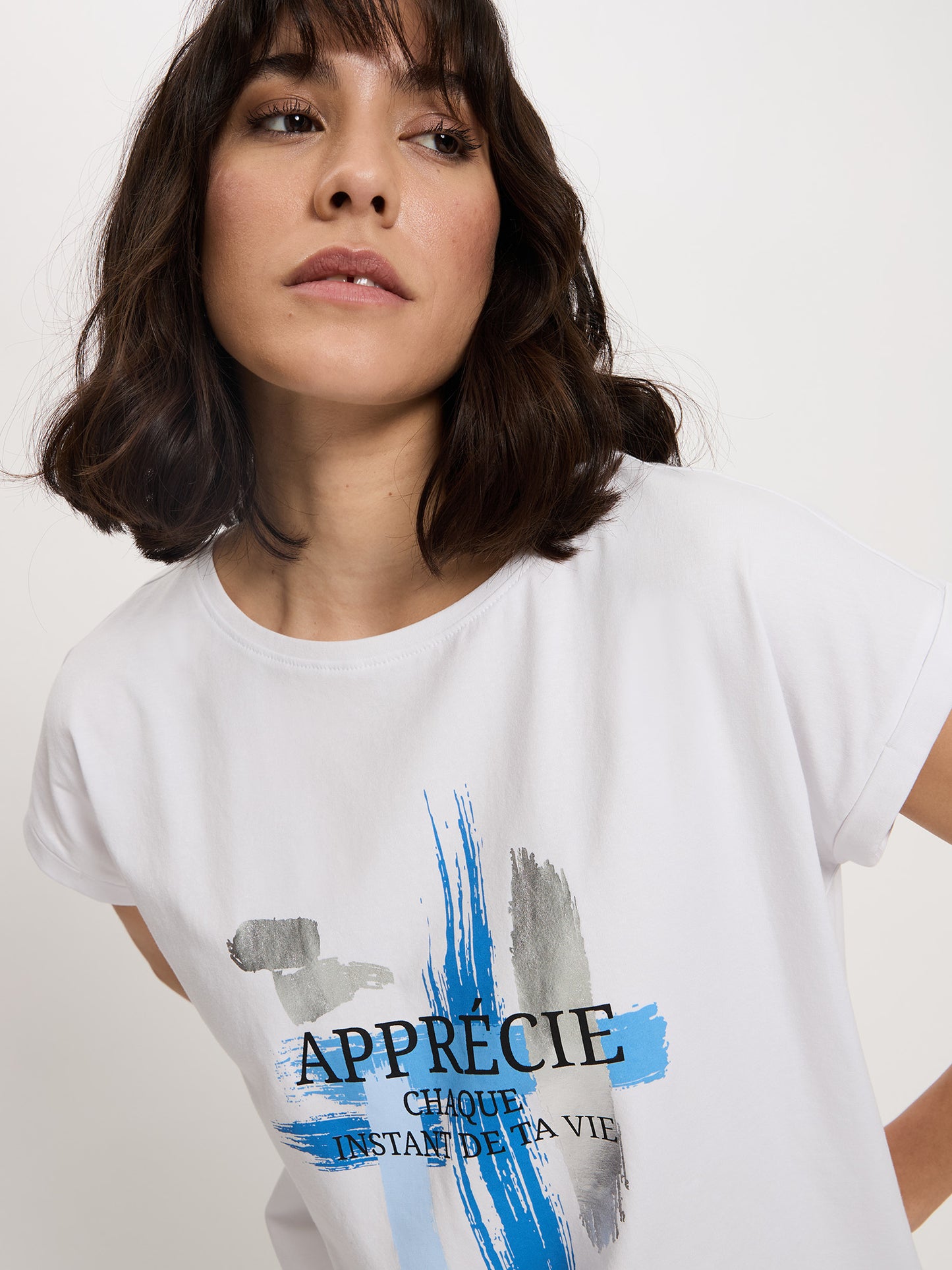 Women's regular T-shirt in white