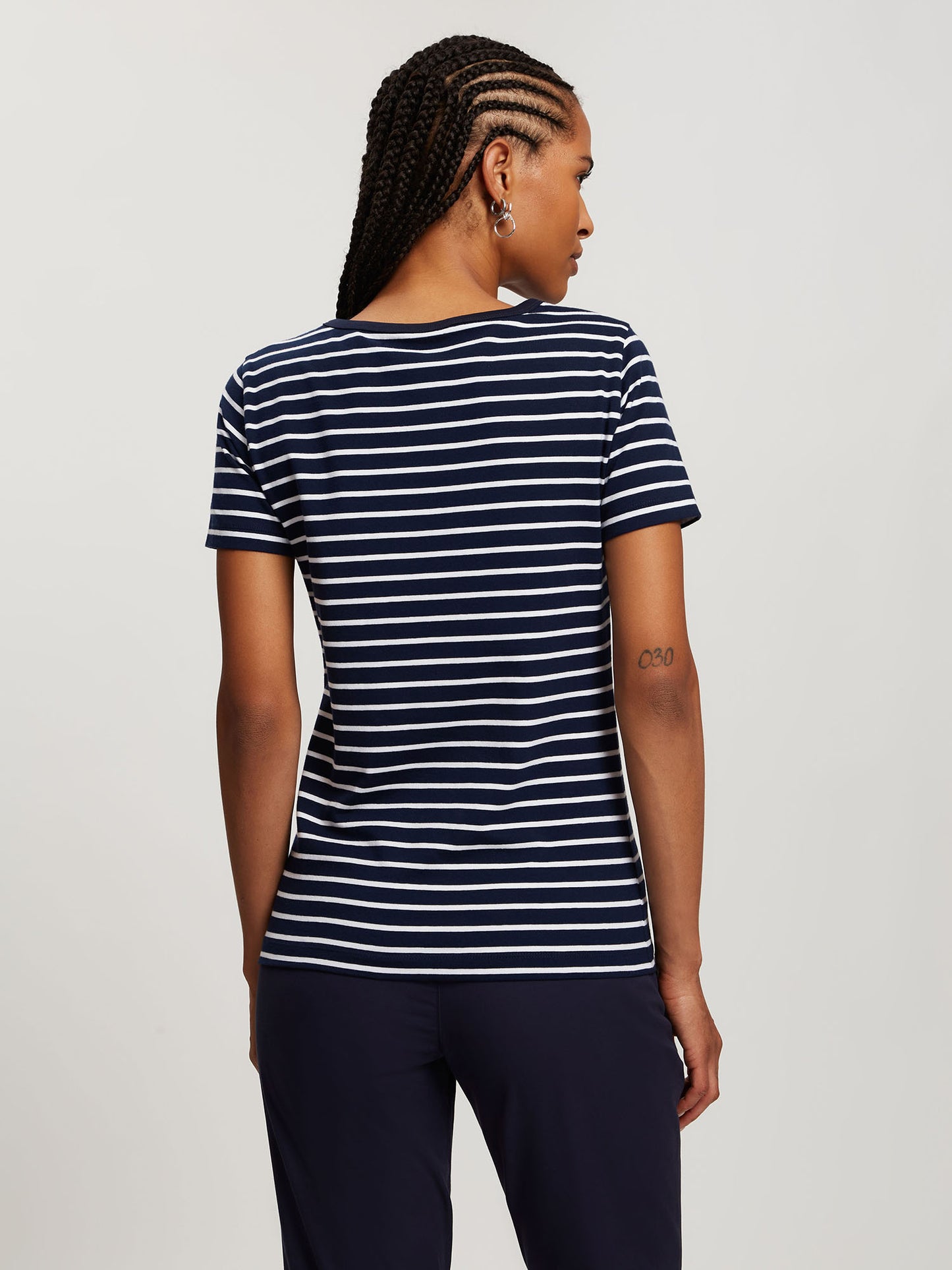 Damen Regular T-Shirt in dunkelblau gestreift