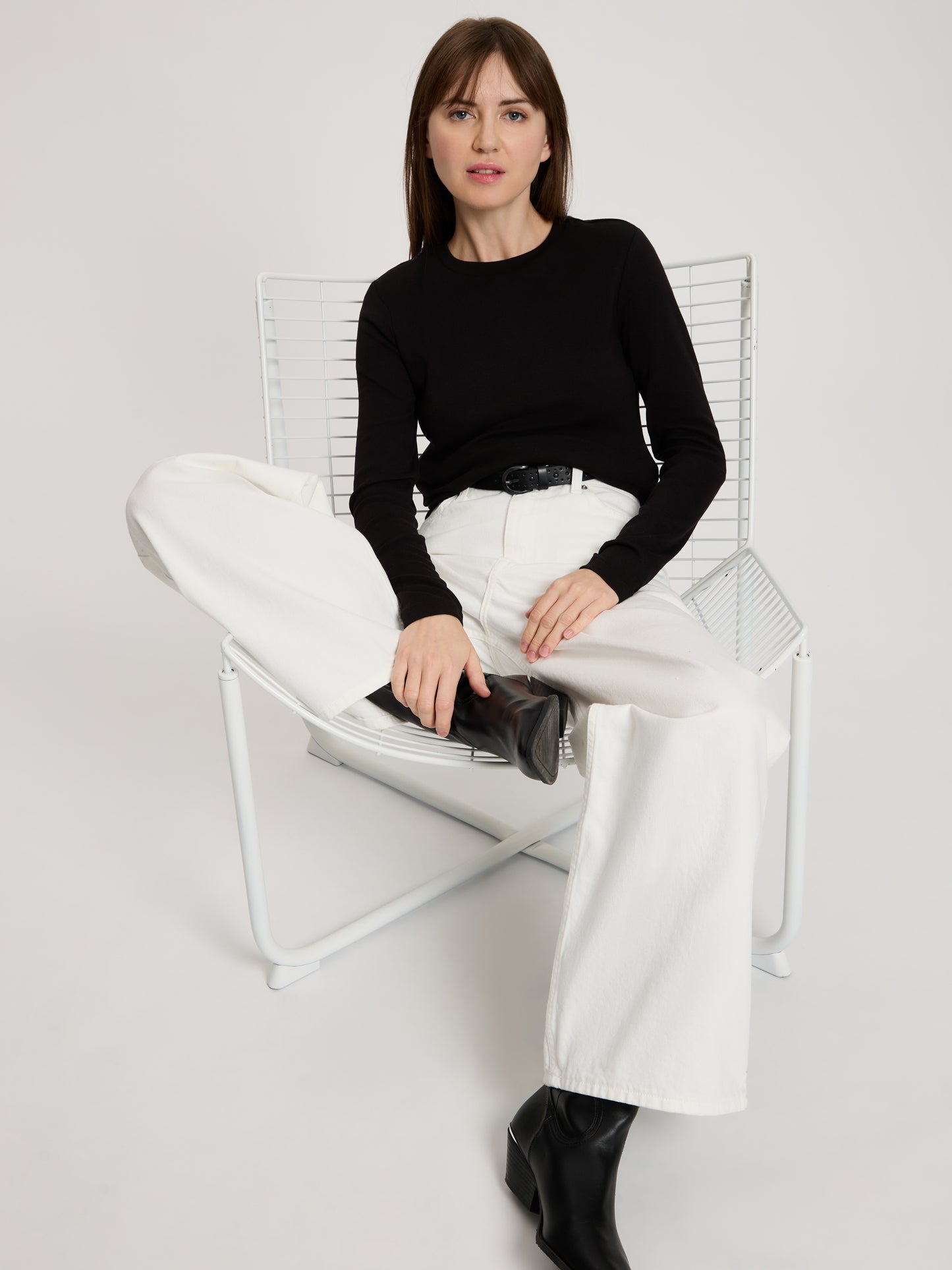 Damen Regular Langarmshirt in schwarz