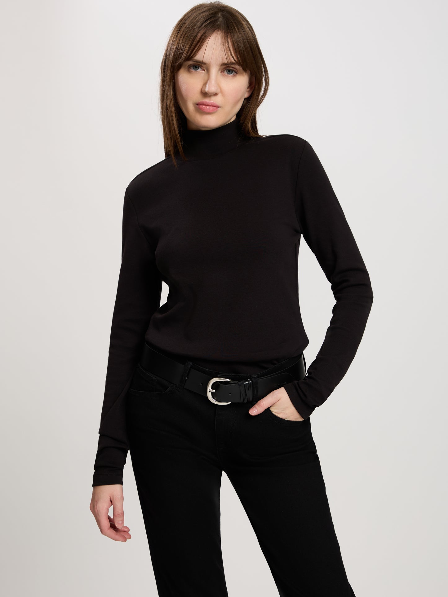Damen Regular Shirt mit Rollkragen in schwarz