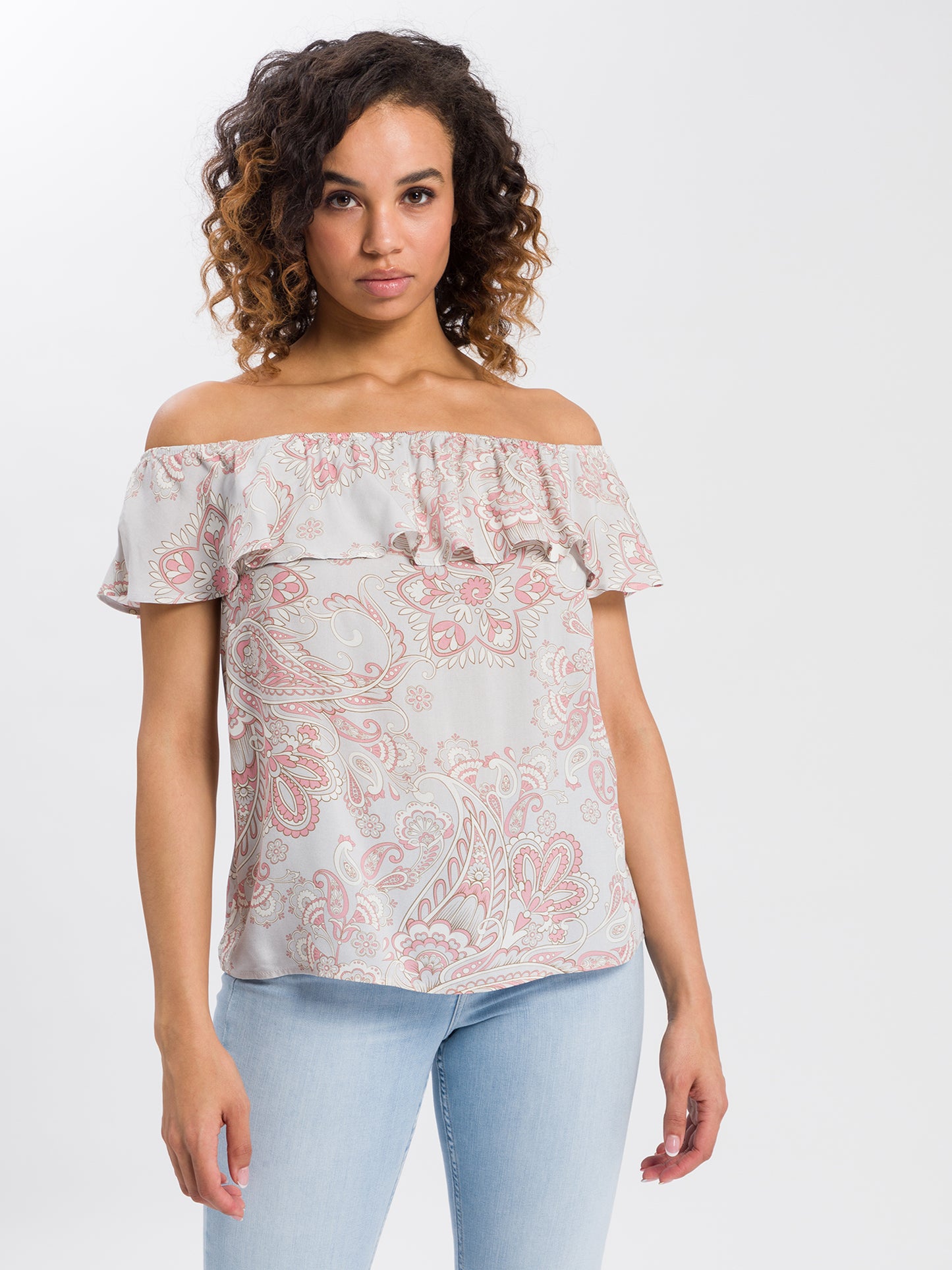 Ladies short sleeve top with floral pattern in light pink
