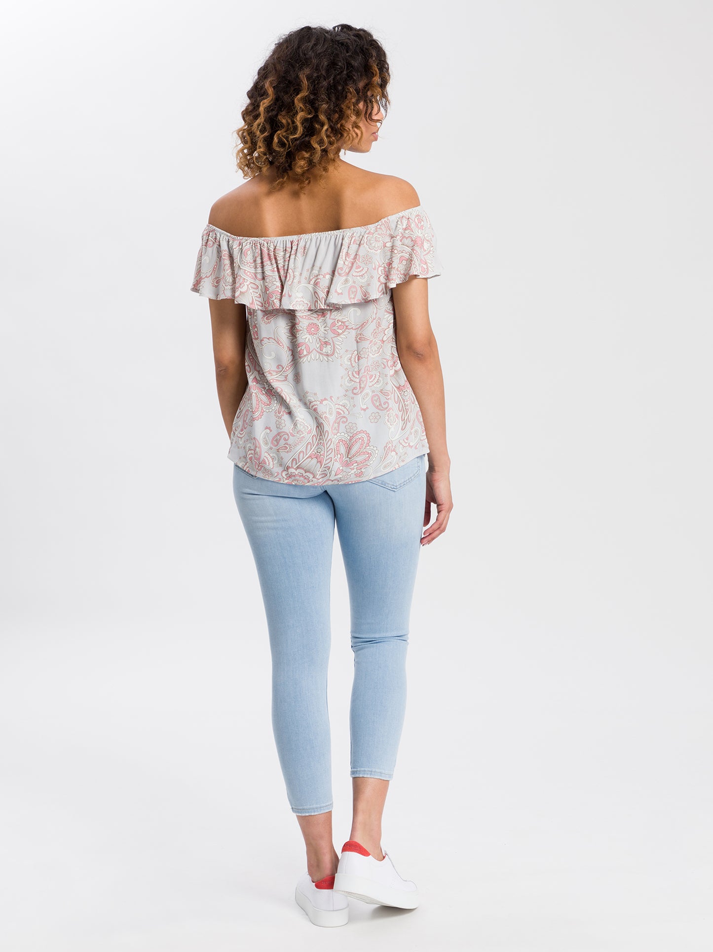 Ladies short sleeve top with floral pattern in light pink