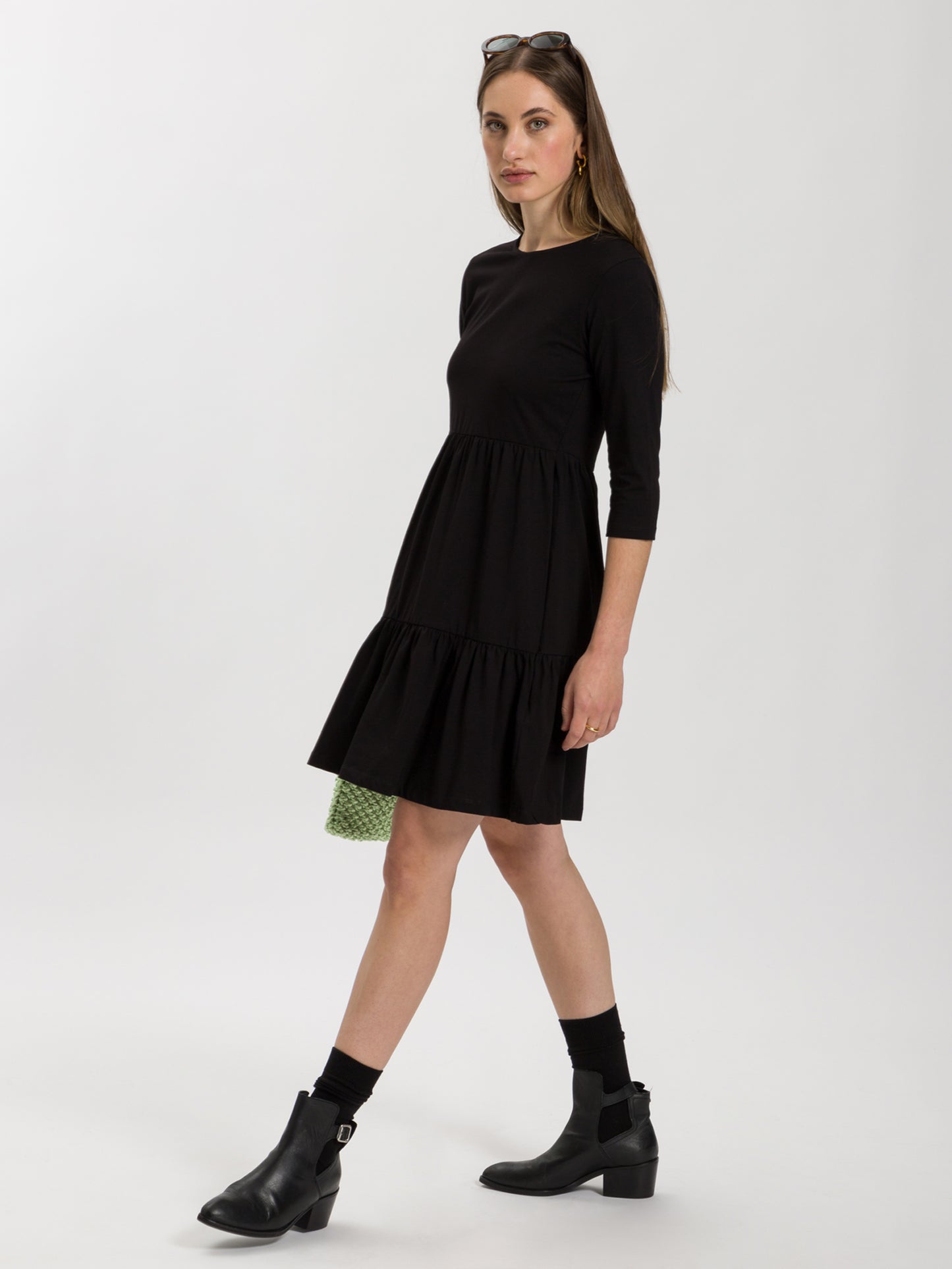 Women's casual dress in black
