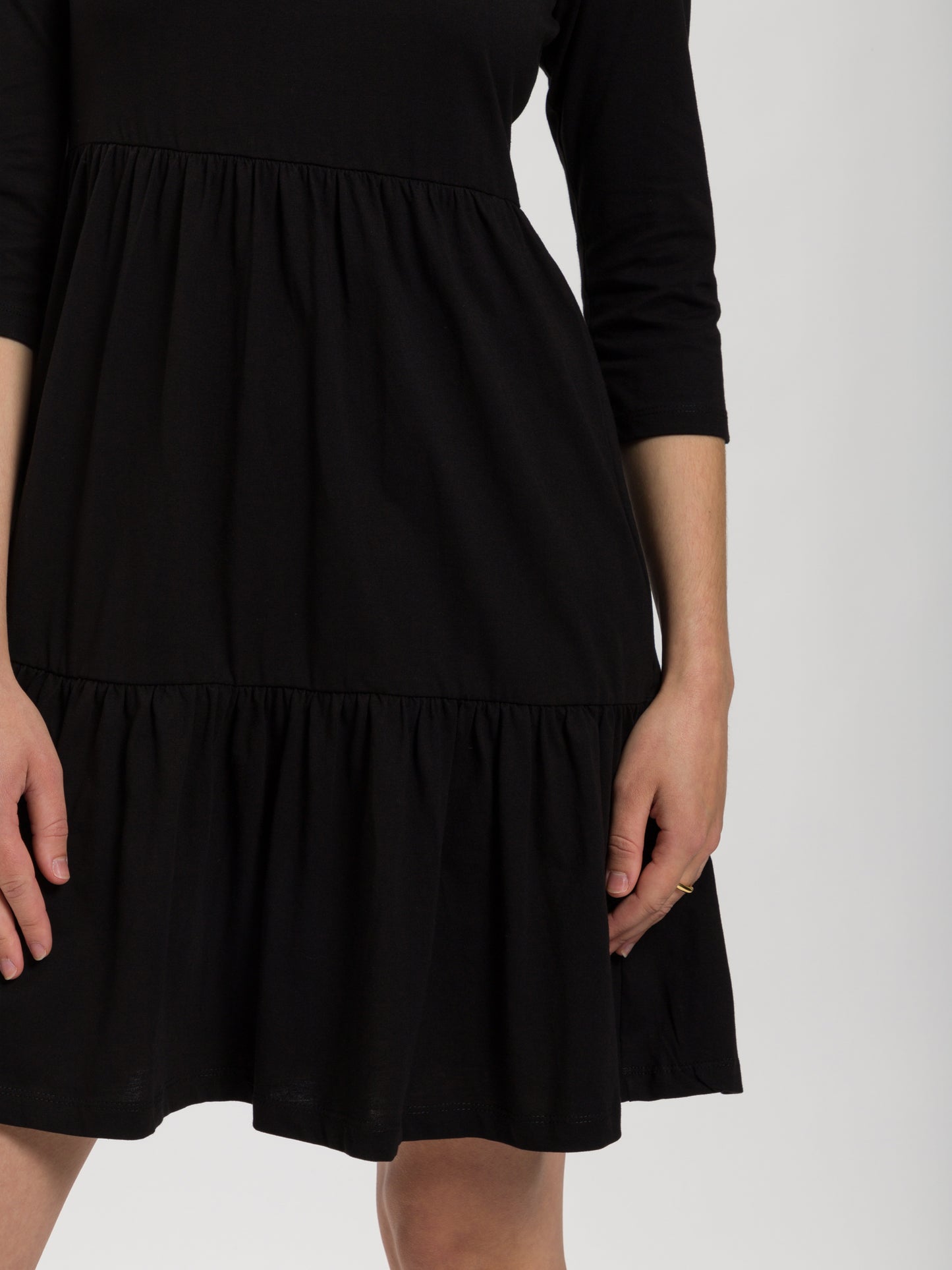 Women's casual dress in black