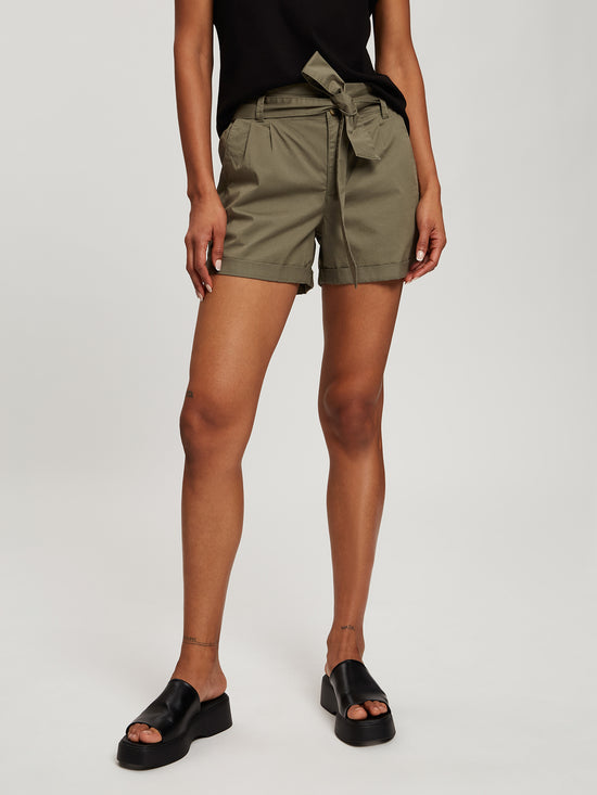 Damen Regular Chino Shorts in khaki