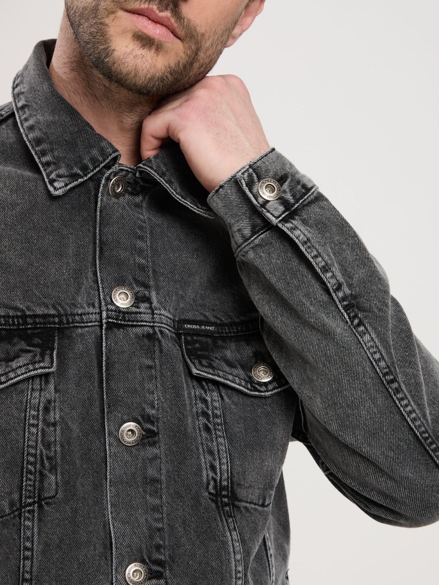 Men's regular denim jacket with button placket anthracite