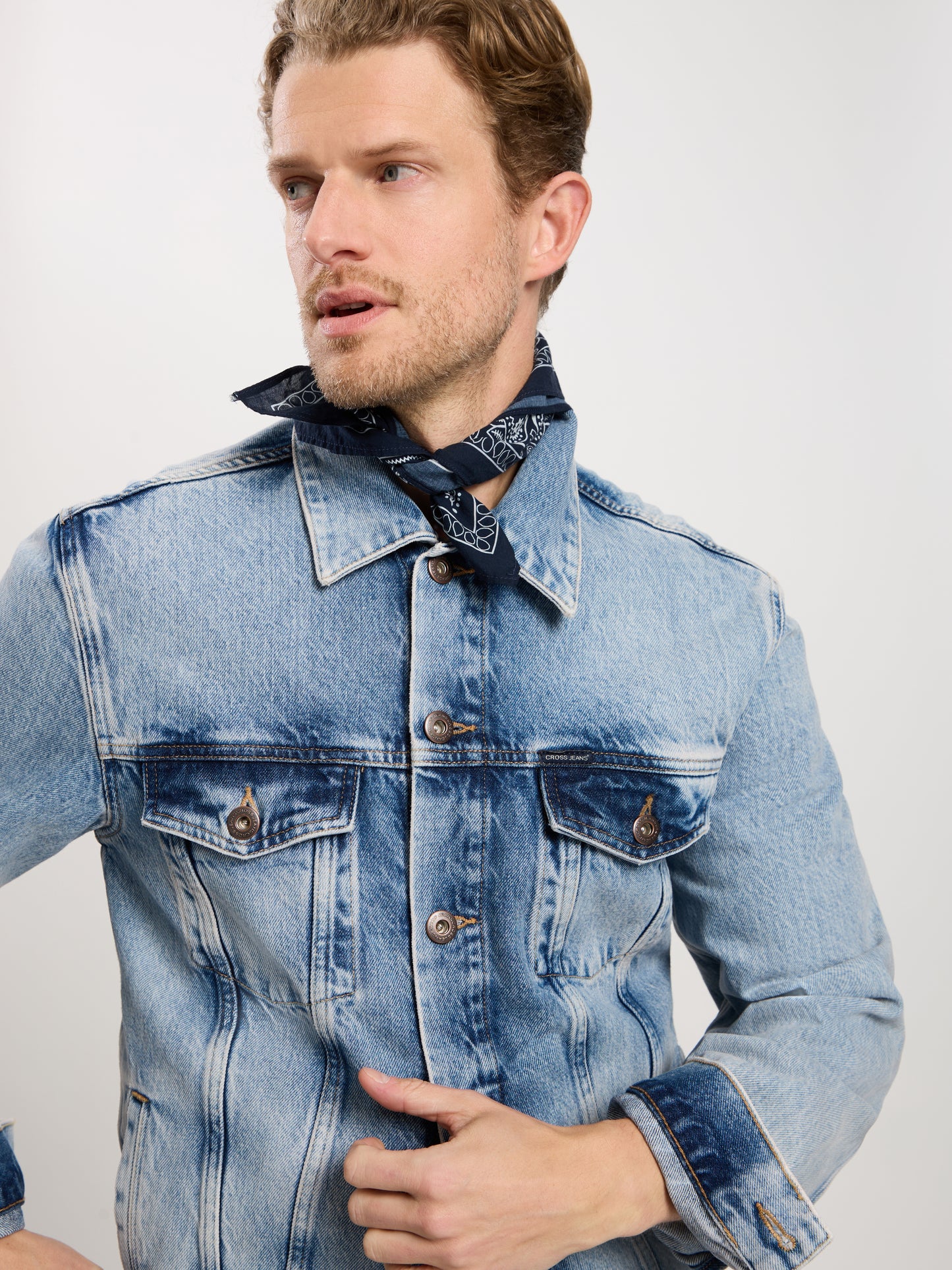 Herren Regular Jeansjacke in hellblau