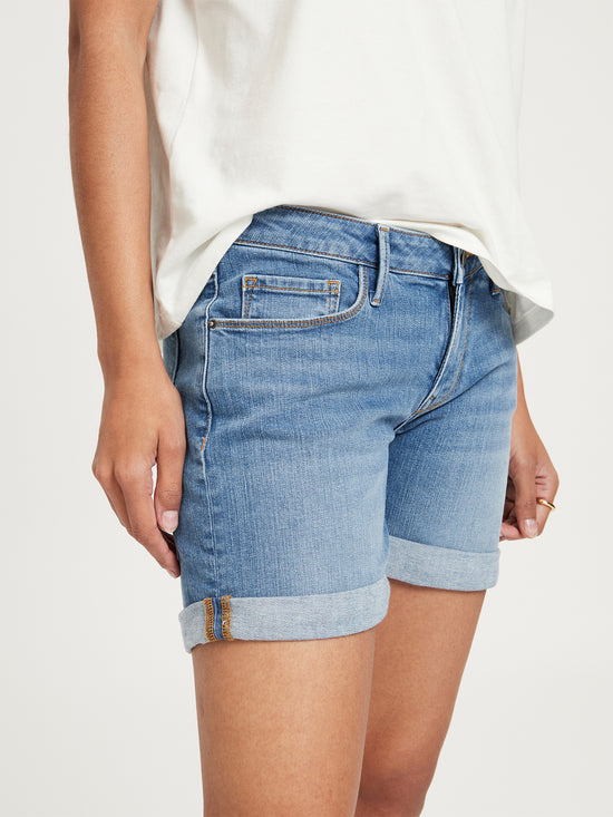 Zena Damen Jeans Slim Shorts helles mittelblau