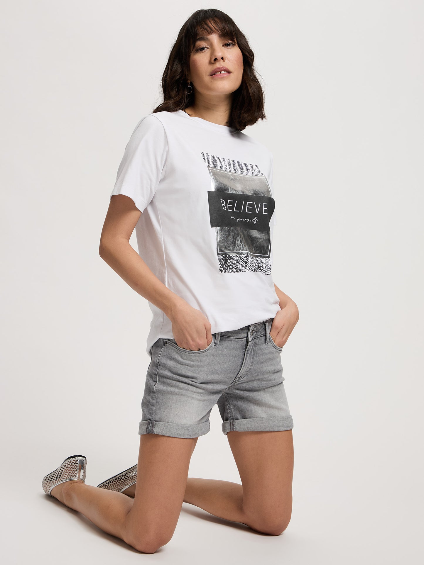 Zena Damen Jeans Slim Shorts grau