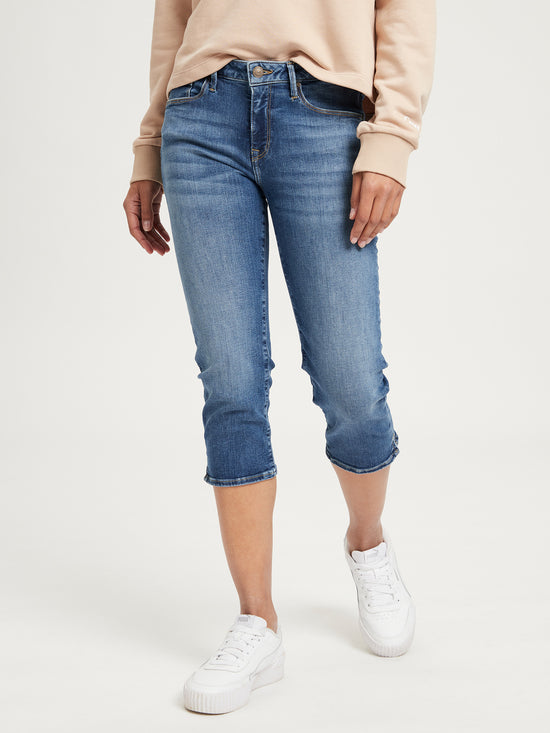 Amber women s slim fit capri jeans blue. CROSS JEANS