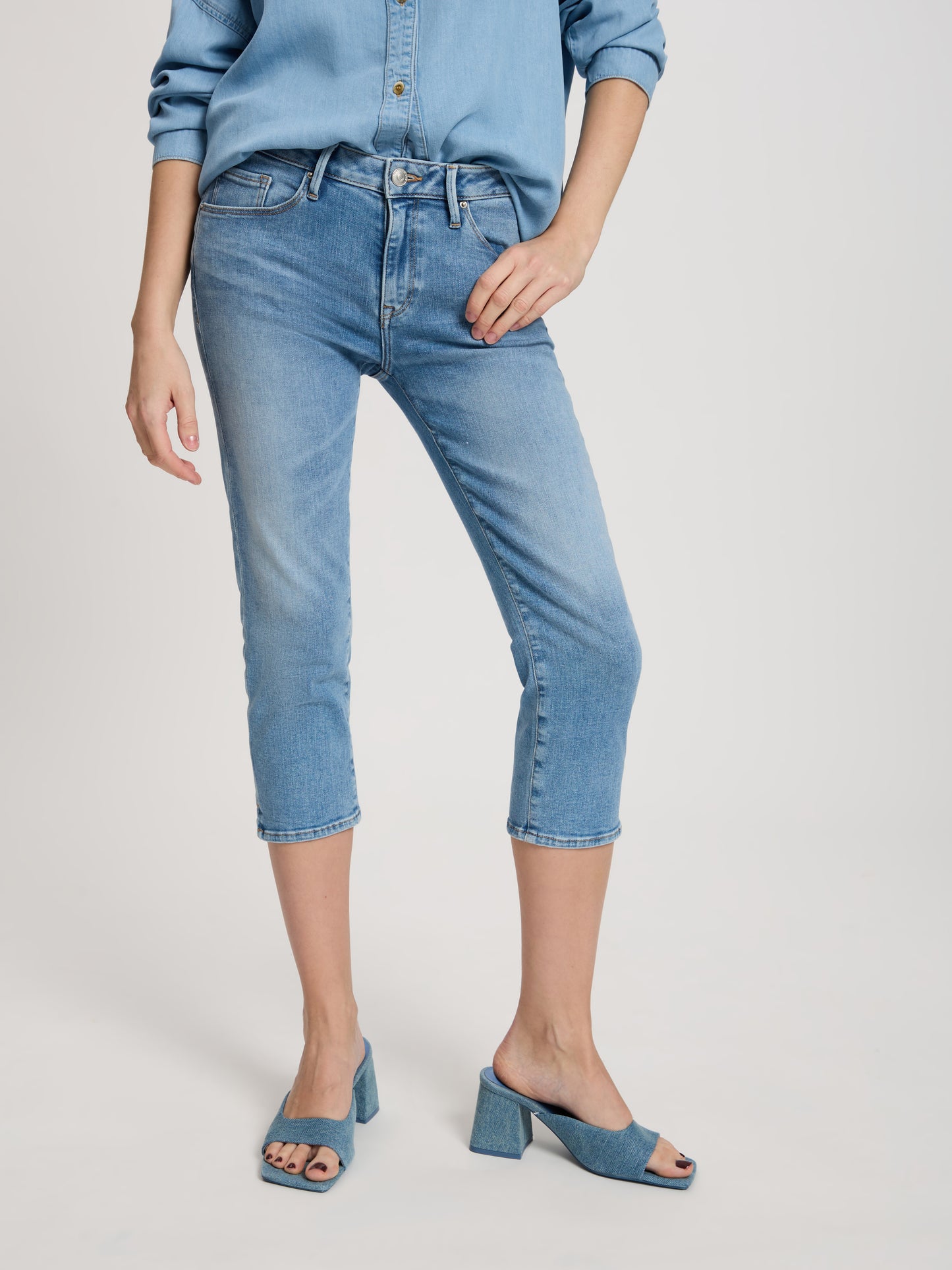 Amber Damen Capri helles mittelblau