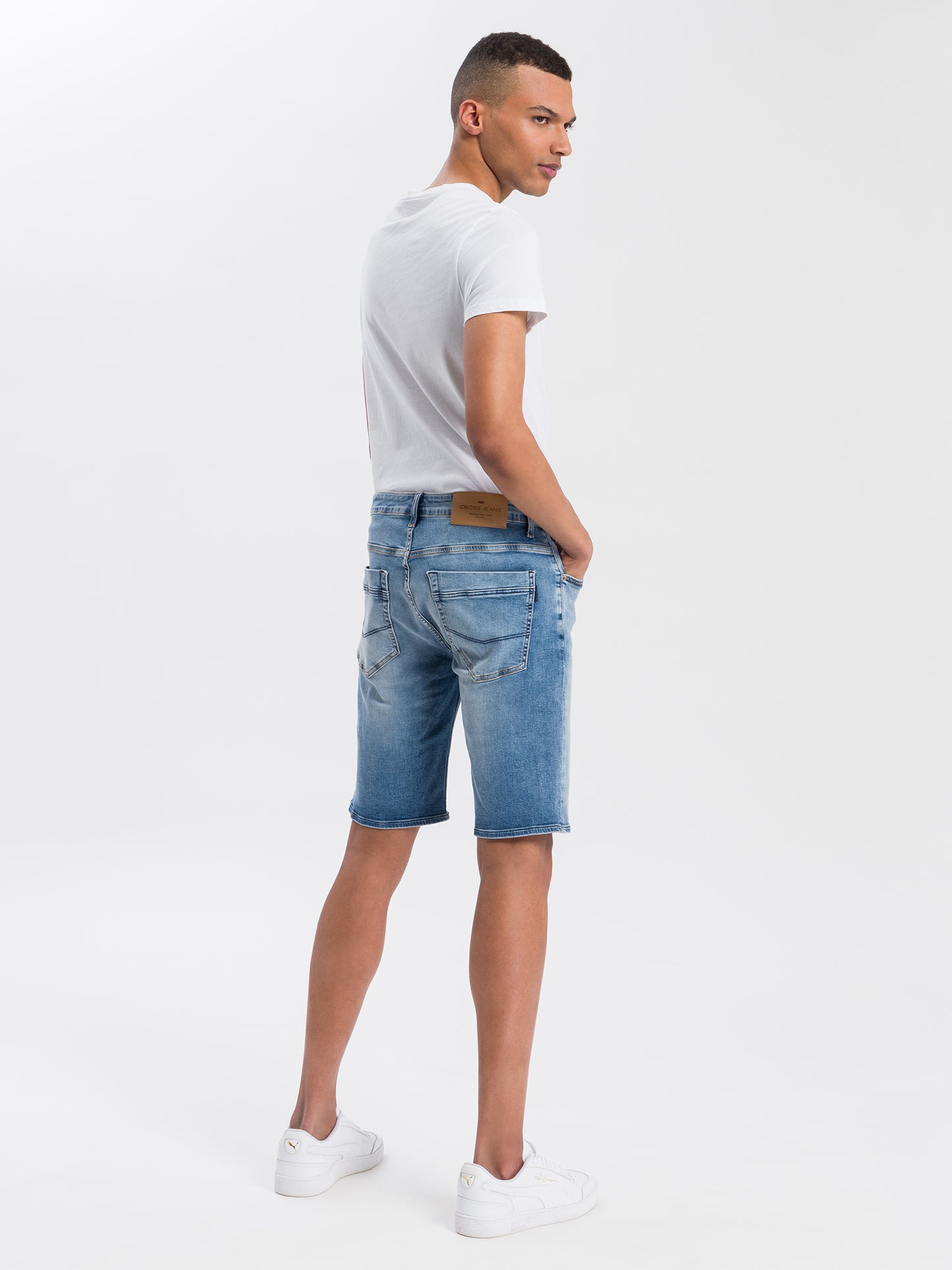 Jim men's jeans slim shorts light blue