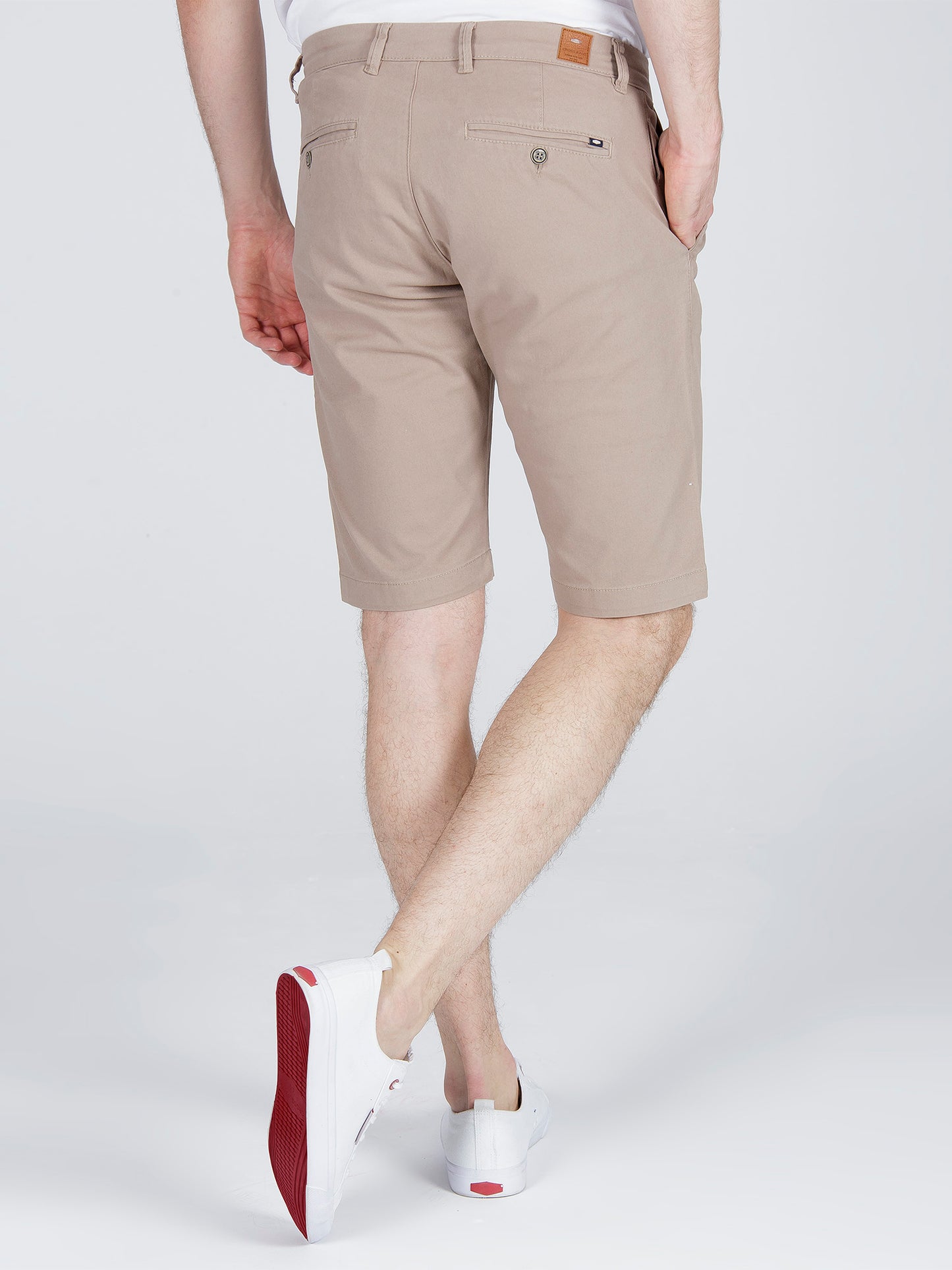 Leom Herren Jeans Regular Shorts beige