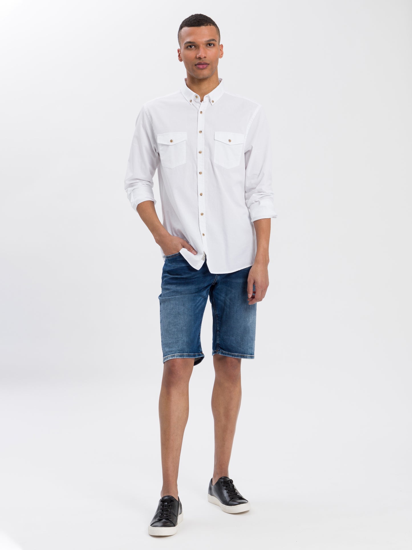 Leom Herren Jeans Shorts Regular dunkelblau
