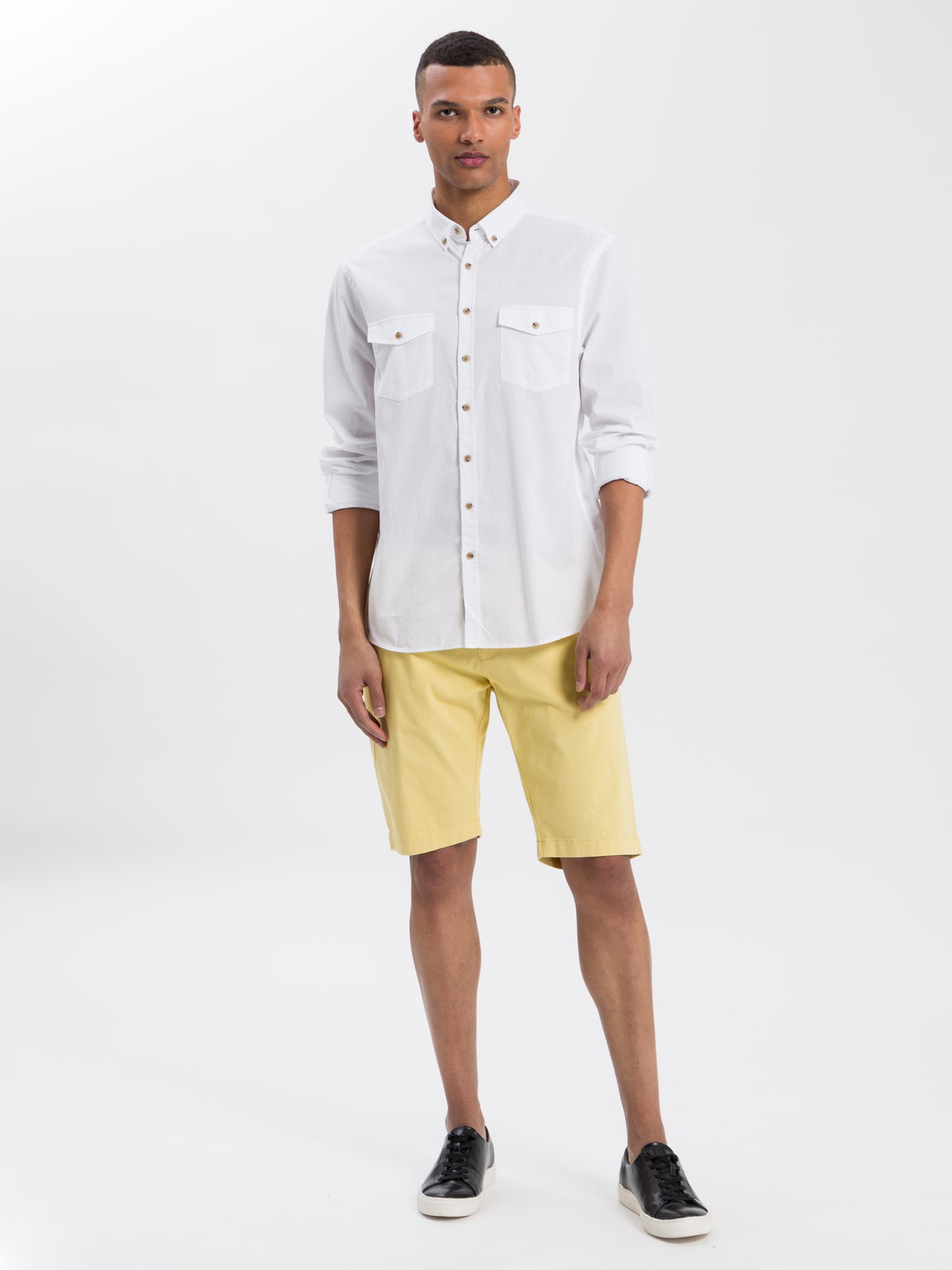 Leom men's jeans regular shorts yellow