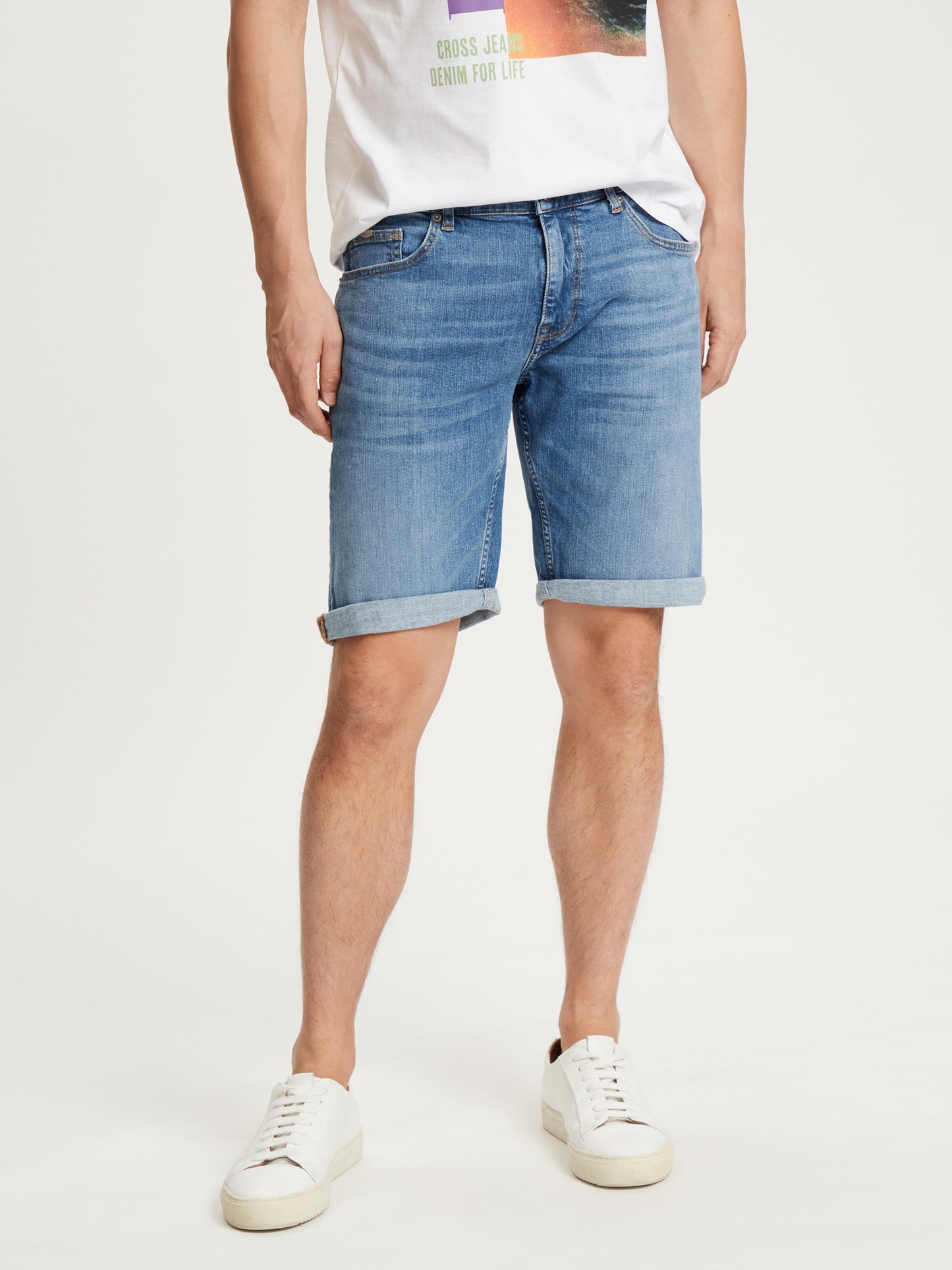 LEOM | HERREN JEANS SHORTS