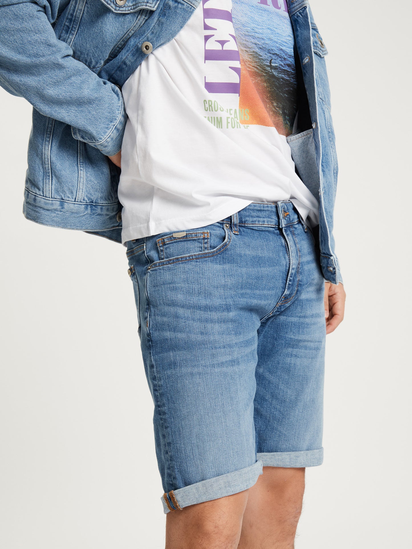 LEOM | HERREN JEANS SHORTS