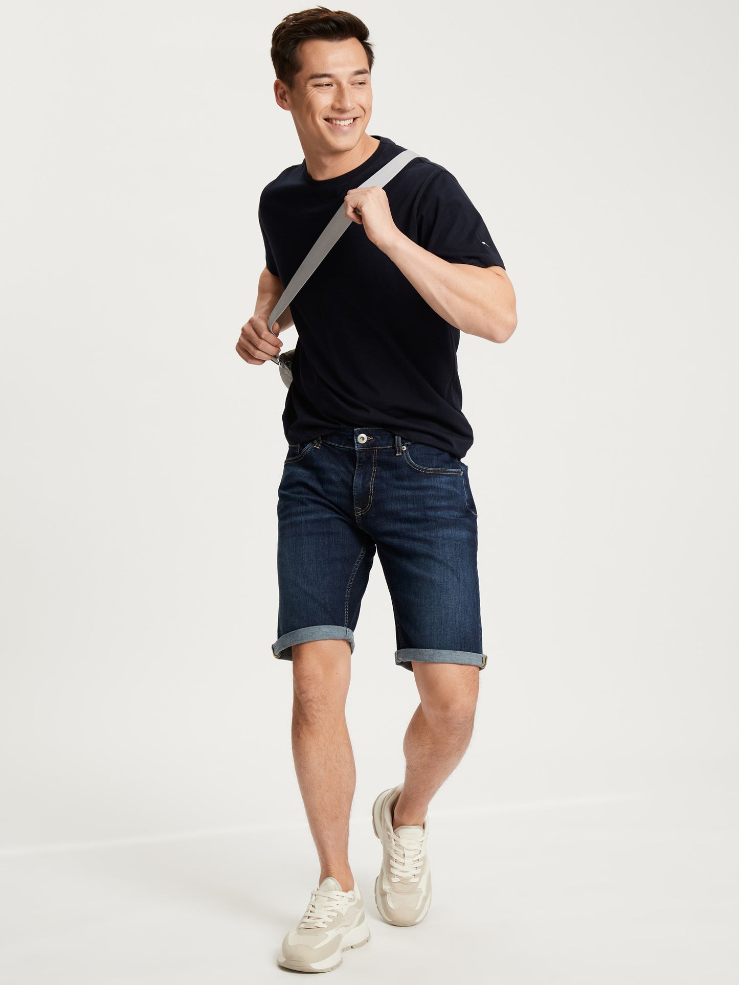 Leom Herren Jeans Shorts Regular dunkelblau