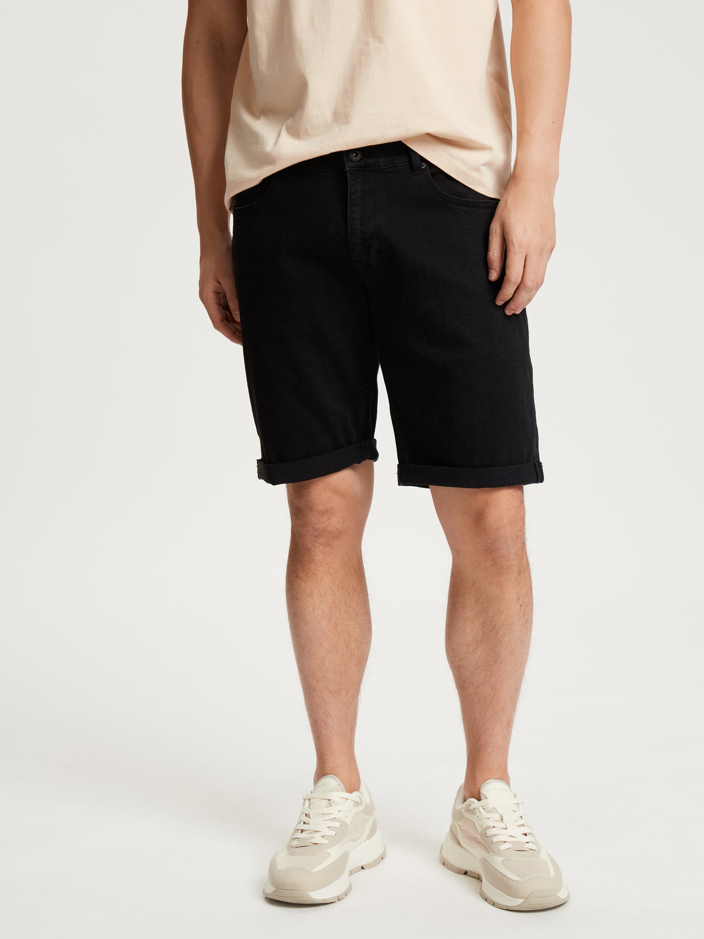 Leom Herren Jeans Shorts Regular schwarz