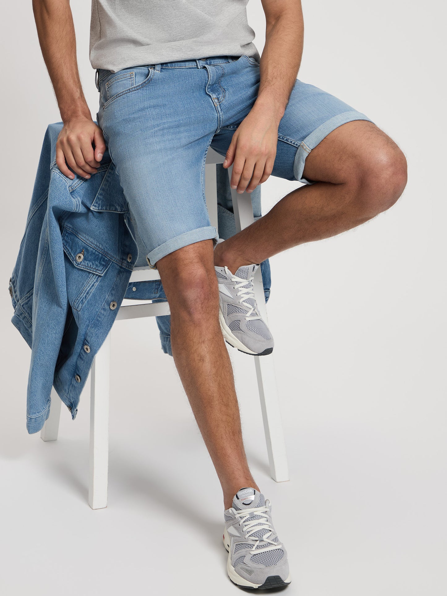 Leom men's jeans shorts regular light blue