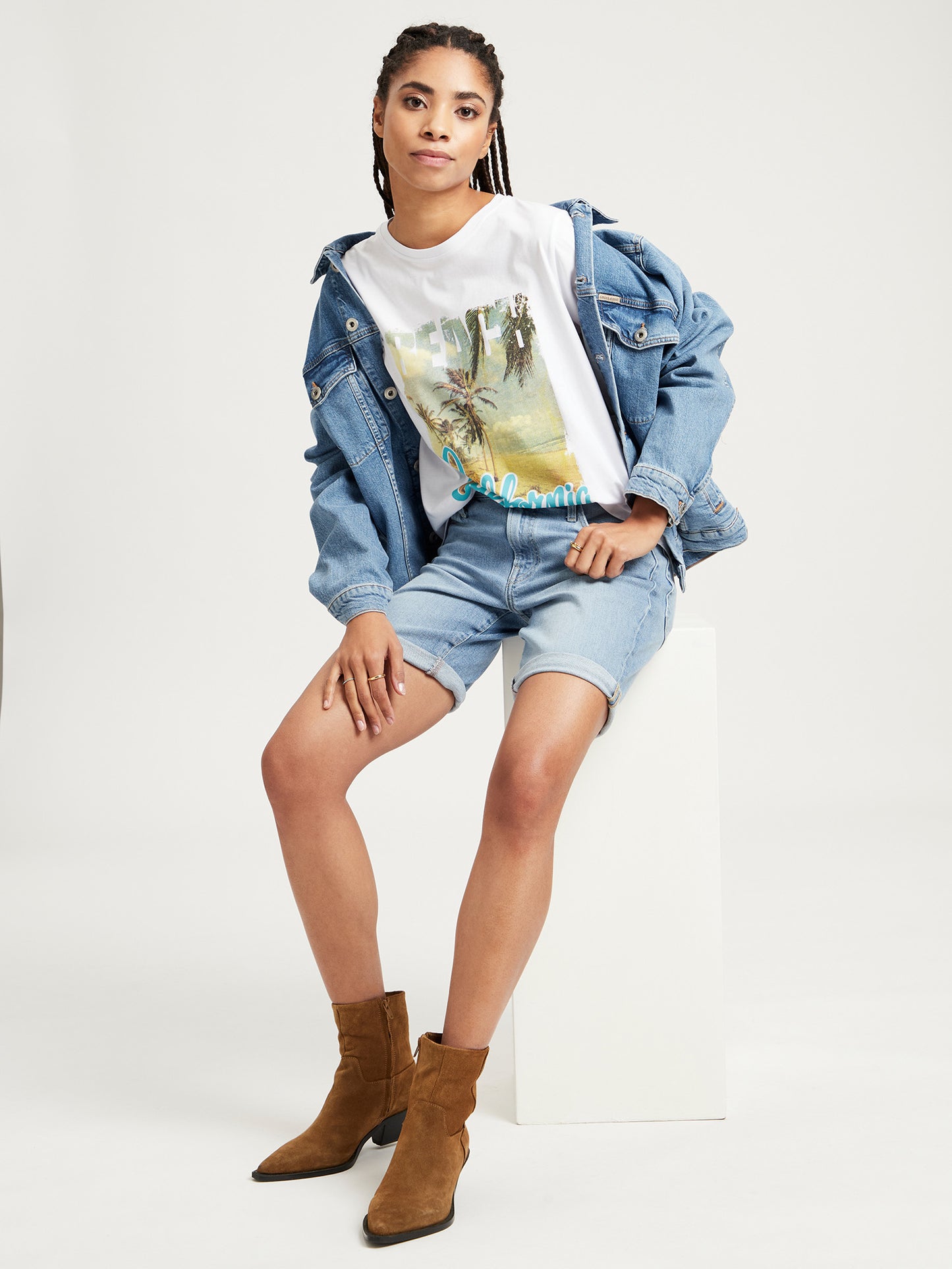 Brooke Damen Jeans-Shorts Mid Waist hellblau